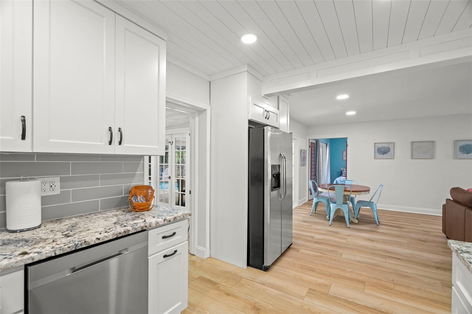 Image 12 of 42 For 910 Palmetto Drive