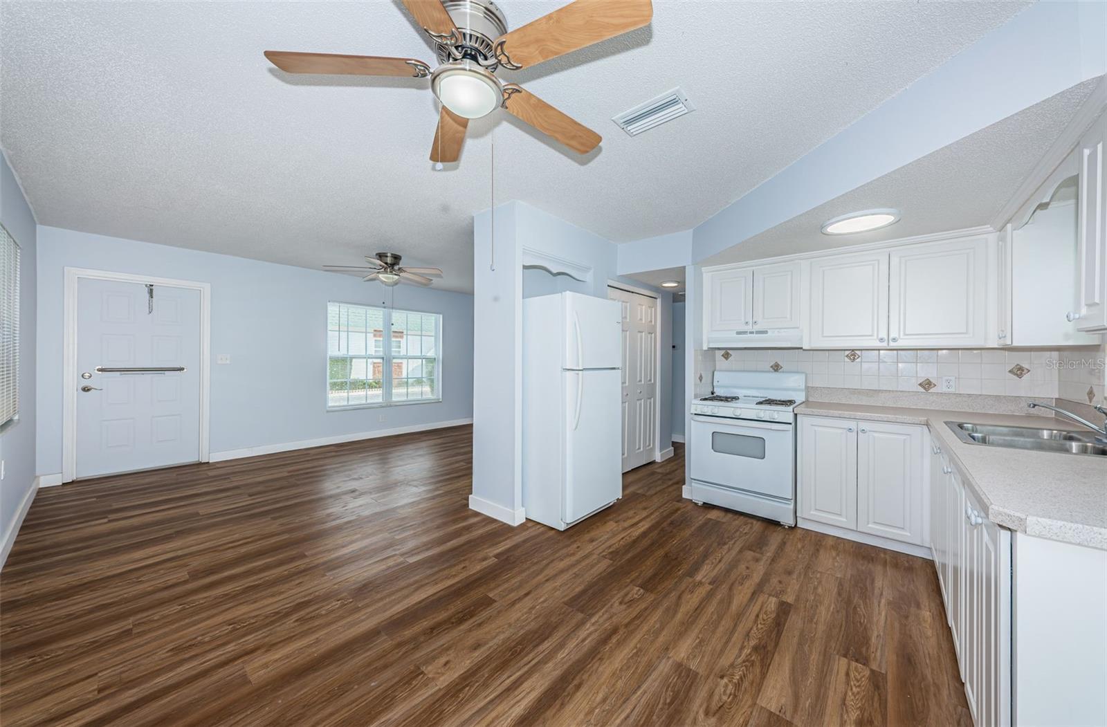 Image 10 of 49 For 7804 39th Terrace N 7804g