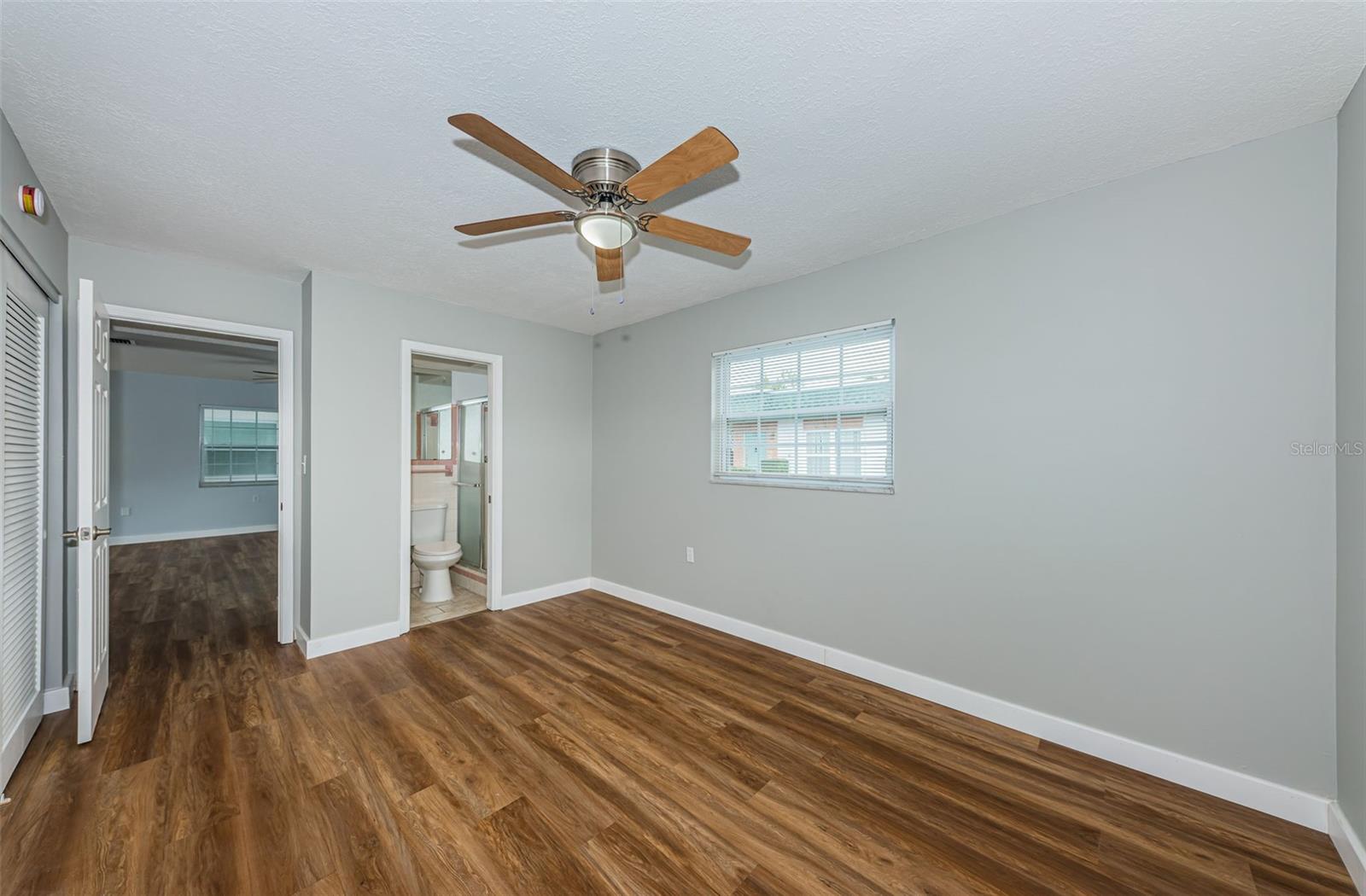 Image 18 of 49 For 7804 39th Terrace N 7804g