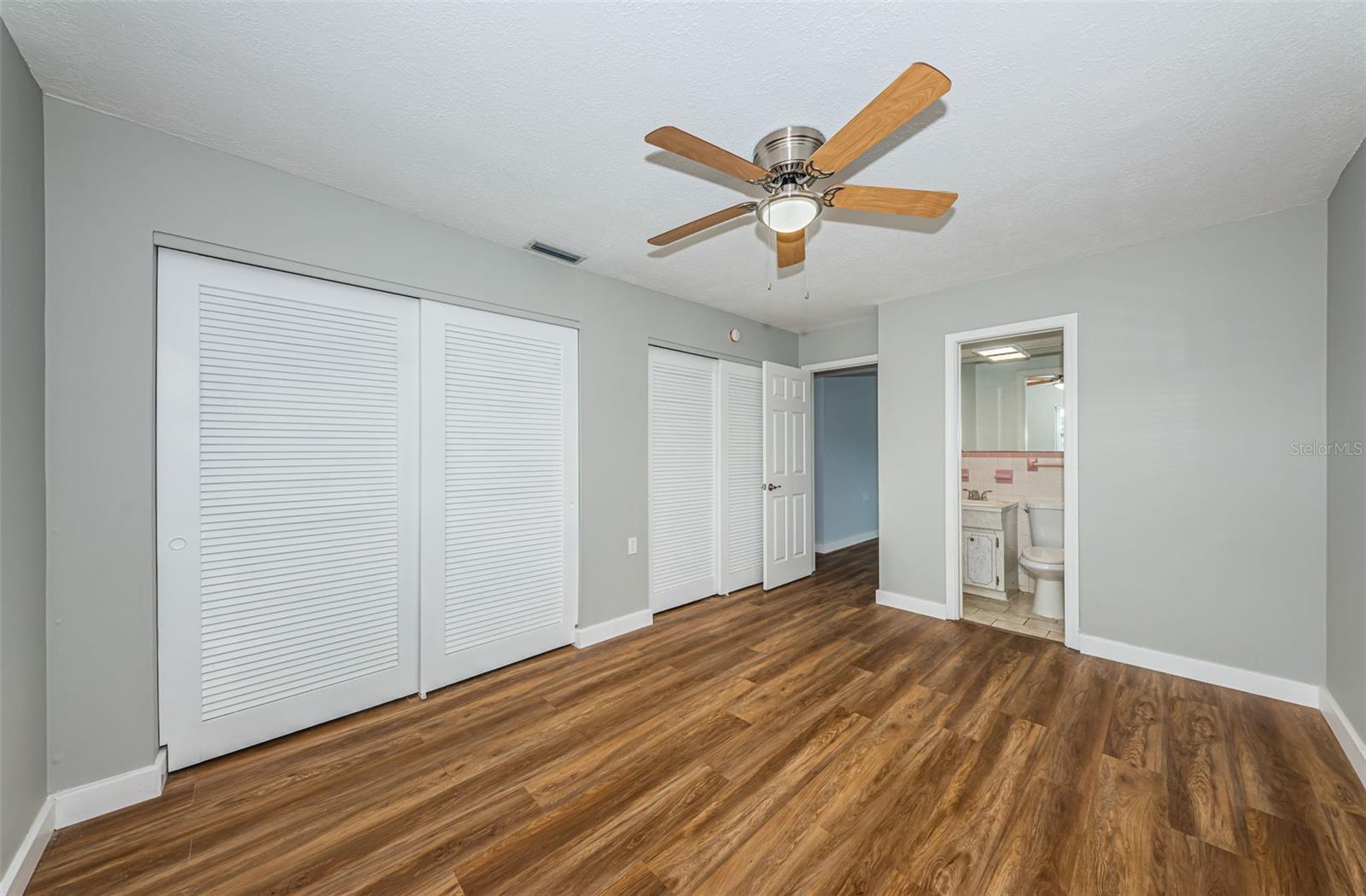 Image 19 of 49 For 7804 39th Terrace N 7804g