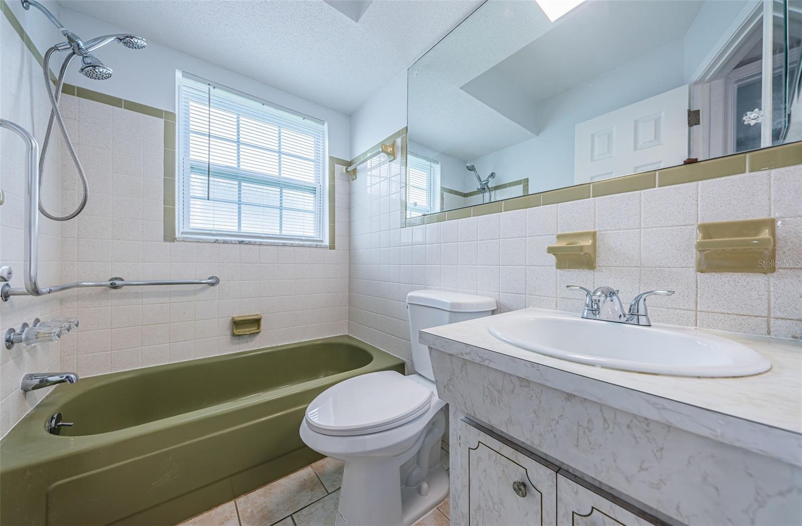 Image 26 of 49 For 7804 39th Terrace N 7804g
