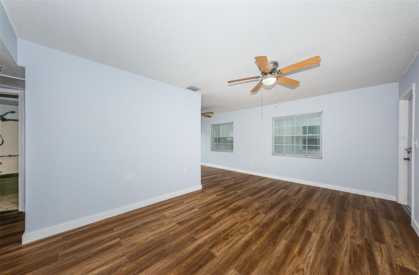 Image 4 of 49 For 7804 39th Terrace N 7804g