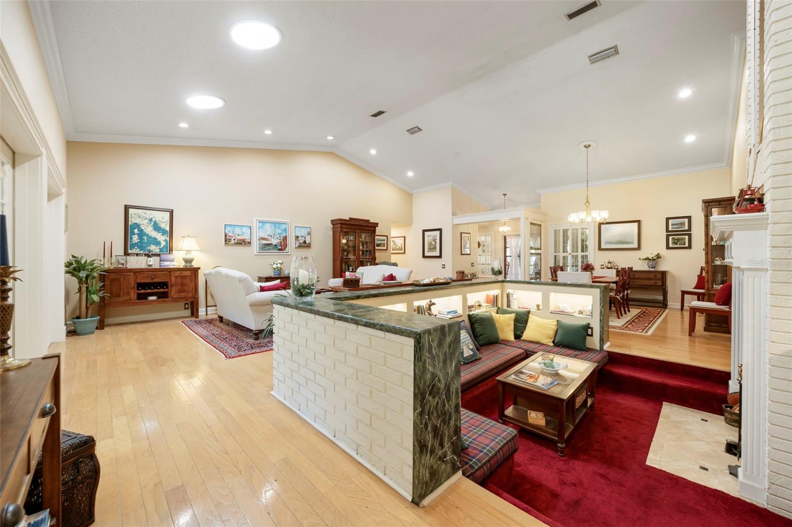 Image 25 of 100 For 632 Royal Dornock Court