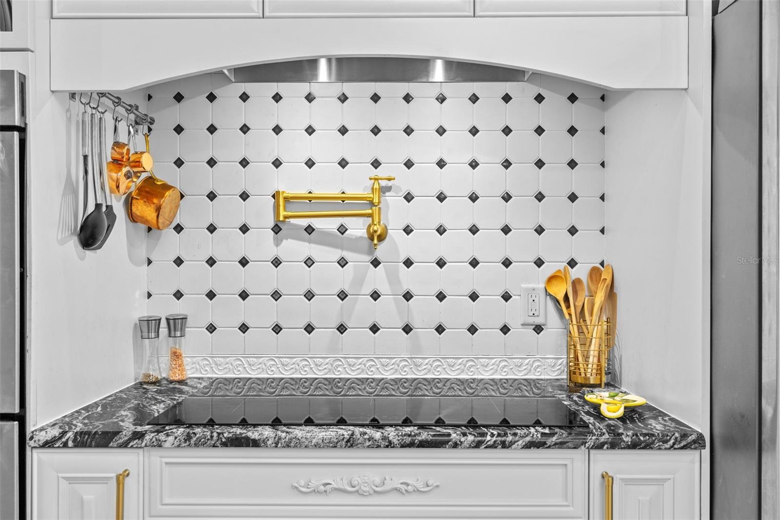 Image 33 of 100 For 632 Royal Dornock Court