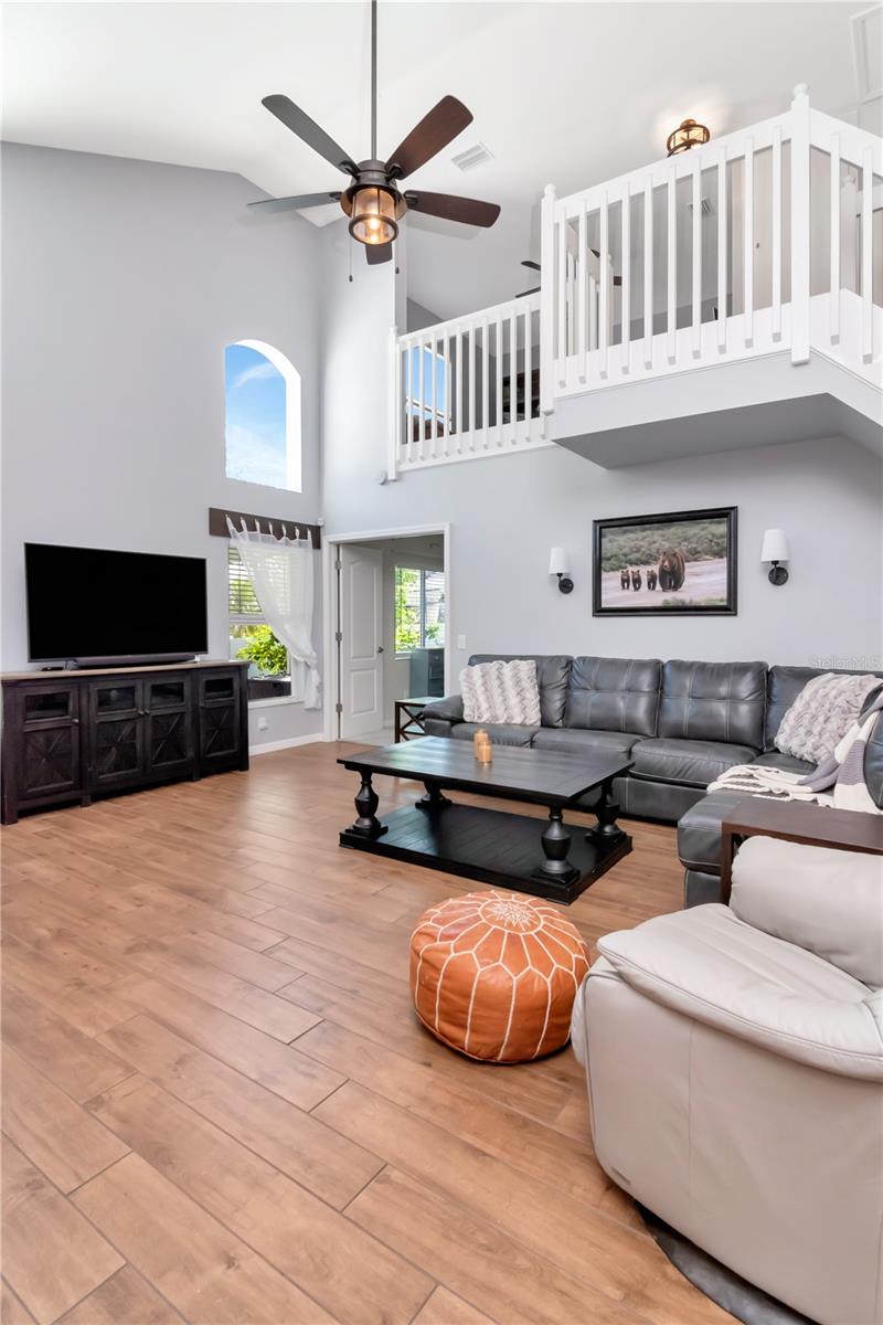 Image 3 of 60 For 31052 Whinsenton Drive