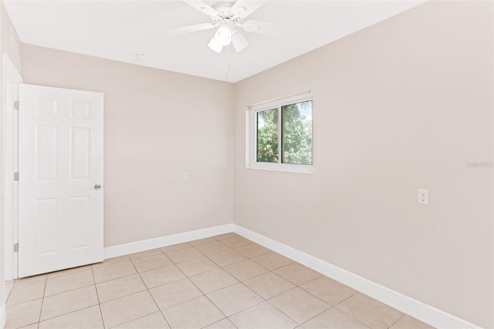 Image 22 of 33 For 211 20th Avenue A