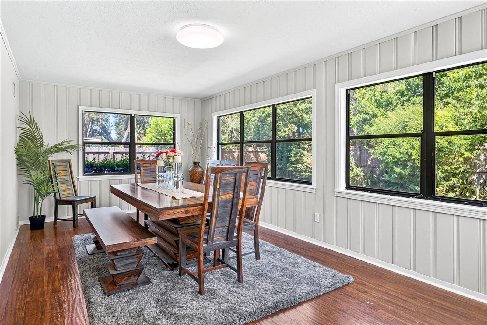 Image 19 of 70 For 206 Forest Park Avenue