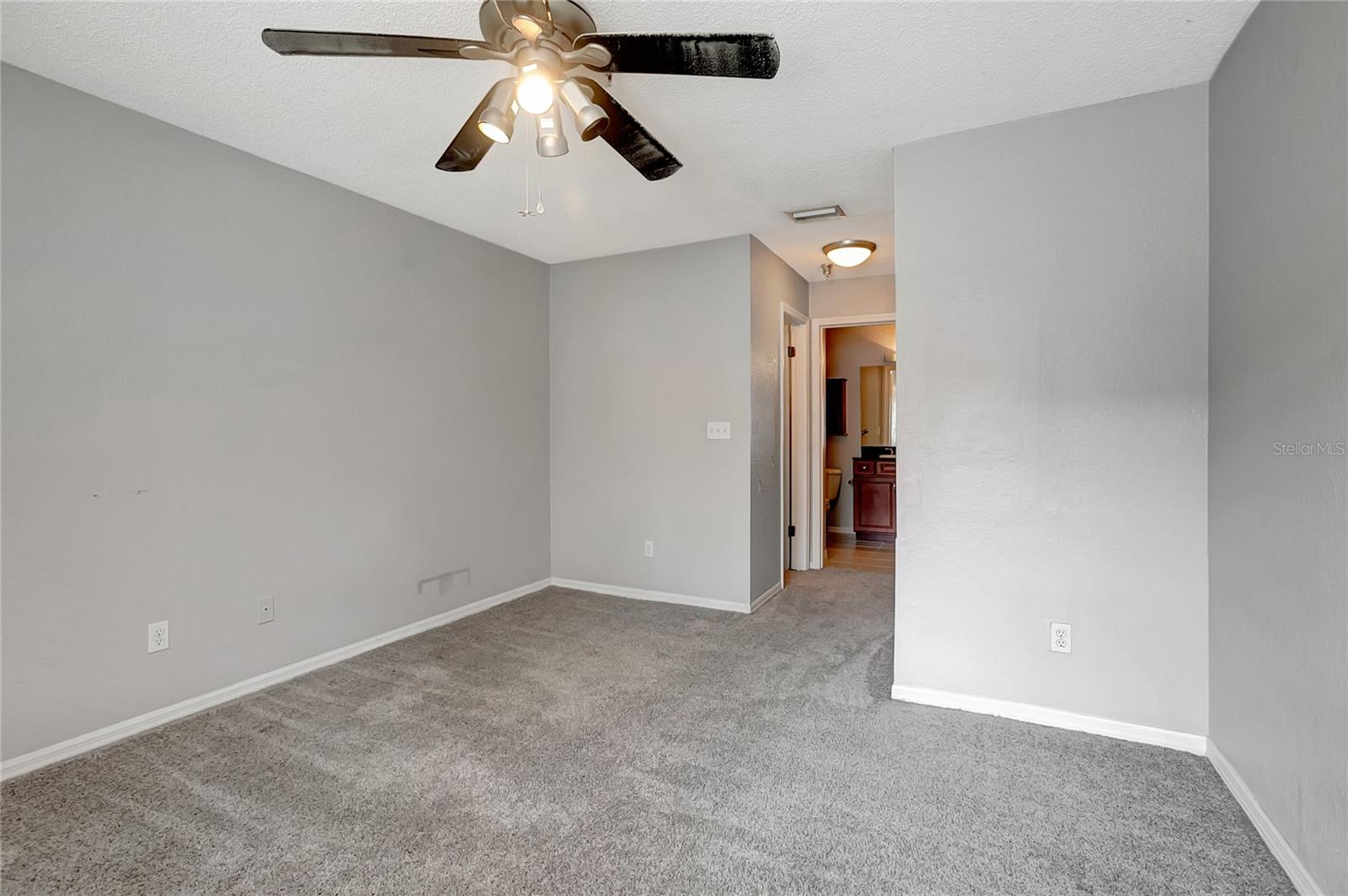 Image 10 of 42 For 10265 Gandy Boulevard N 816