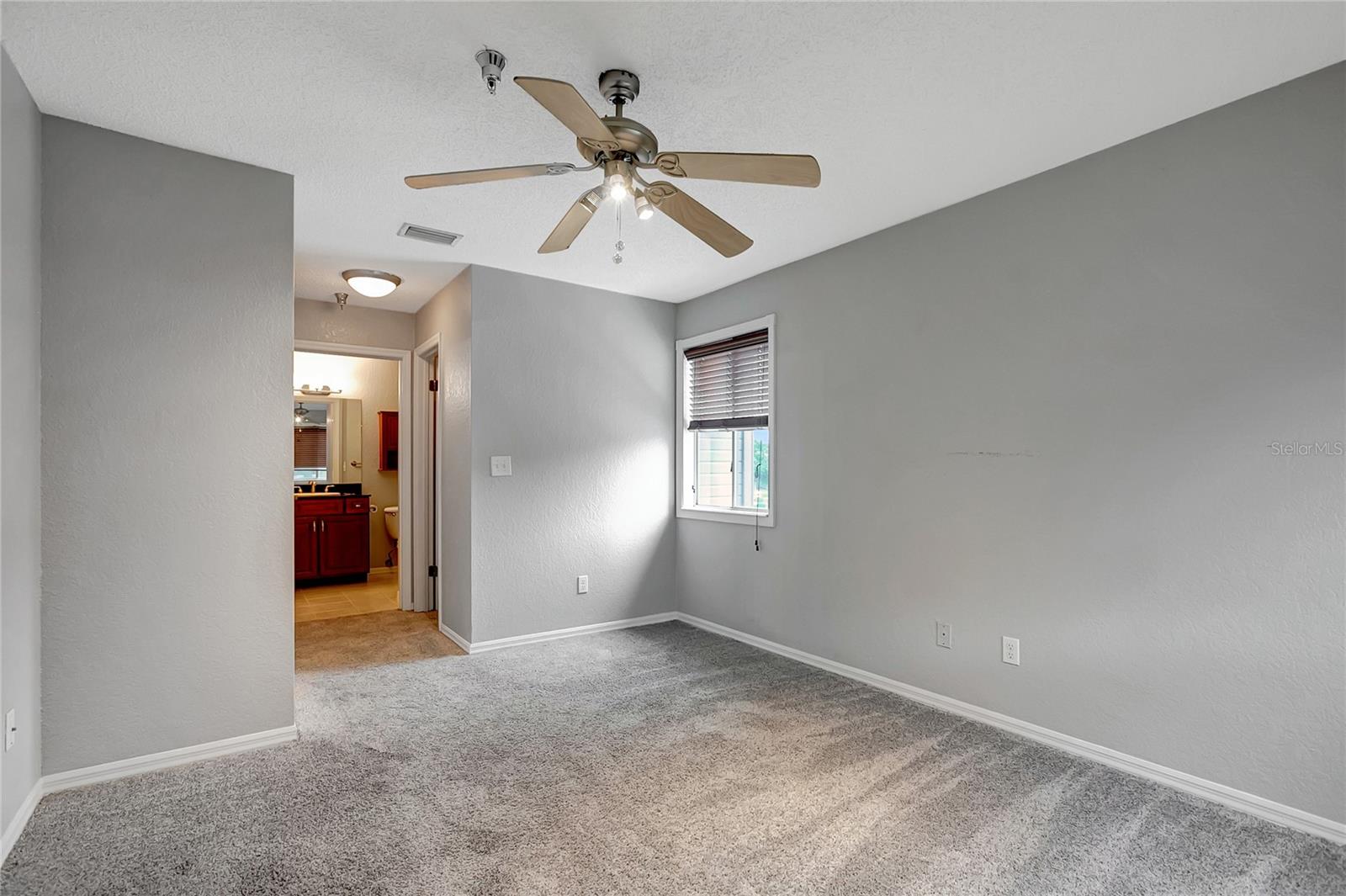 Image 37 of 42 For 10265 Gandy Boulevard N 816