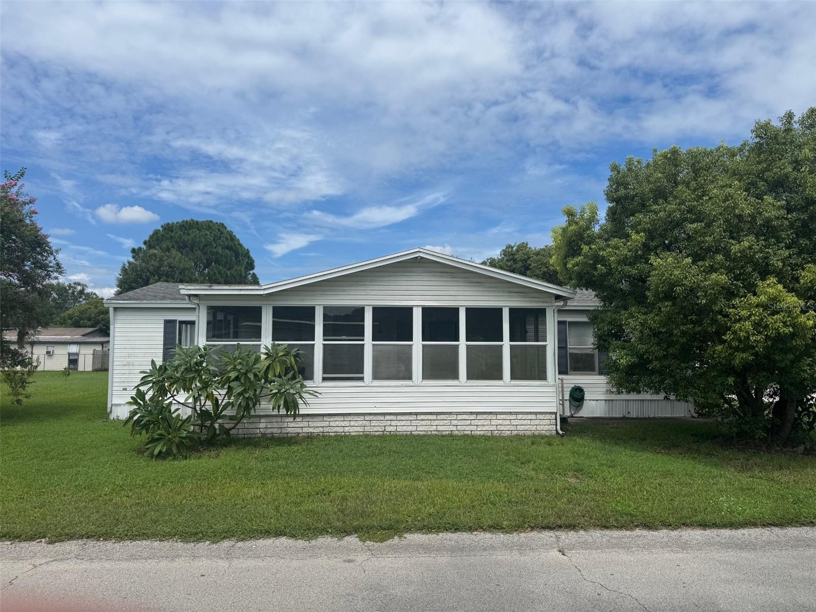 Details for 447 Oak Ridge W, LAKELAND, FL 33801