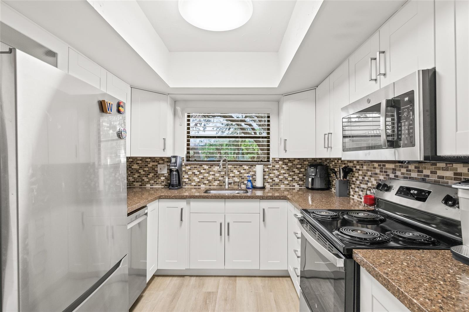 Image 17 of 36 For 9677 86th Avenue