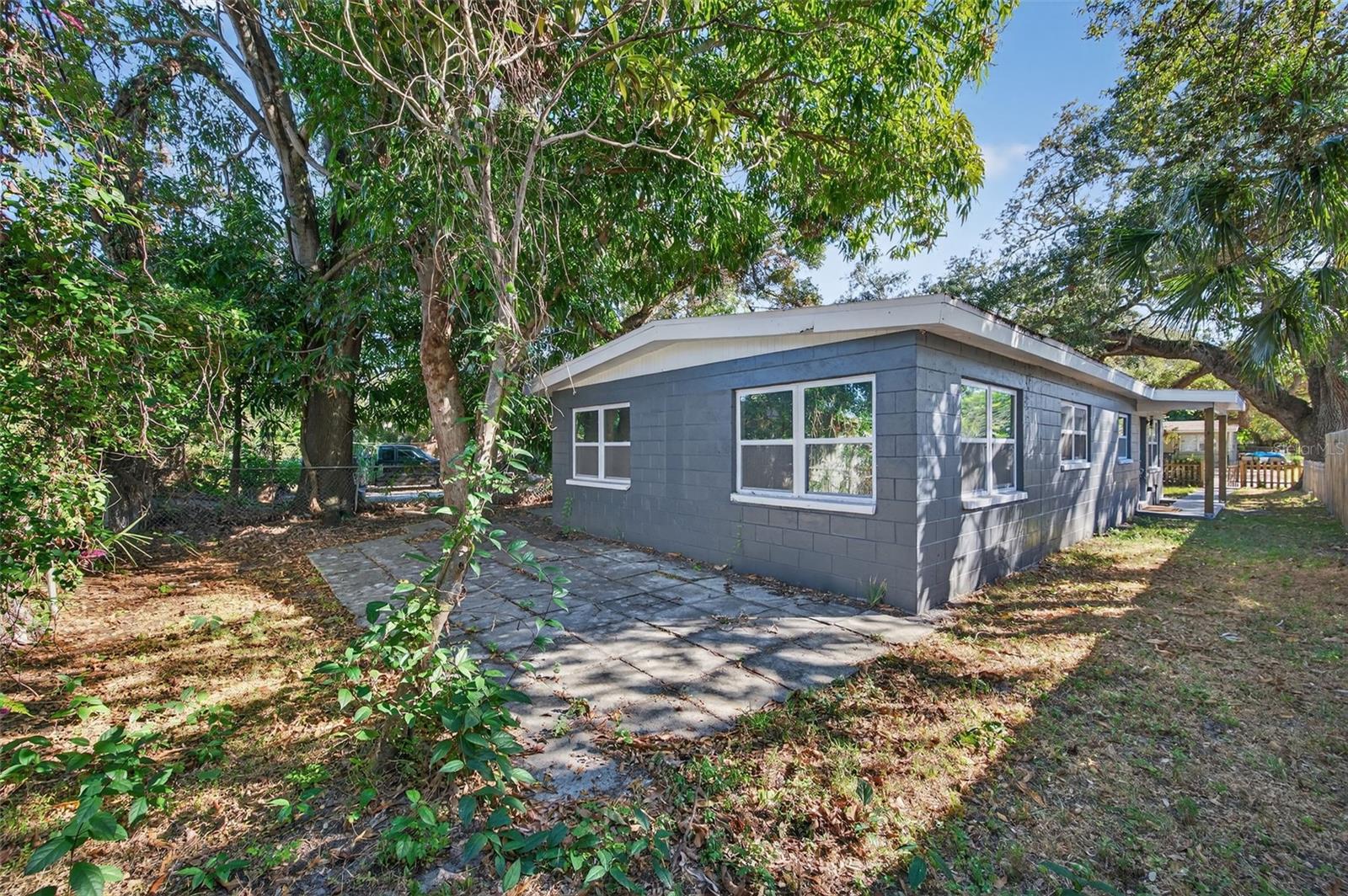 Image 38 of 41 For 2245 17th Avenue S