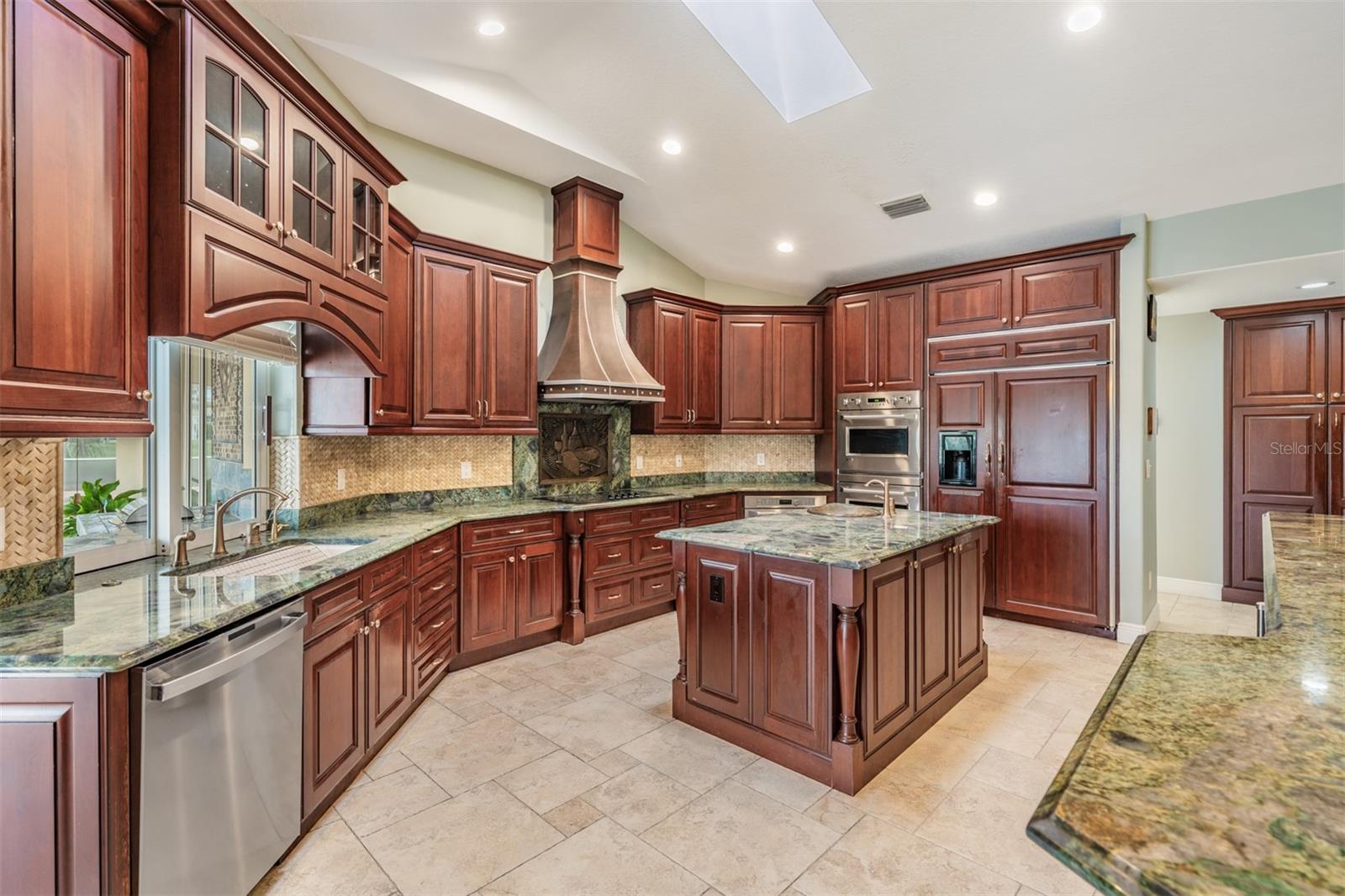 Image 15 of 76 For 1244 Greybrooke Place