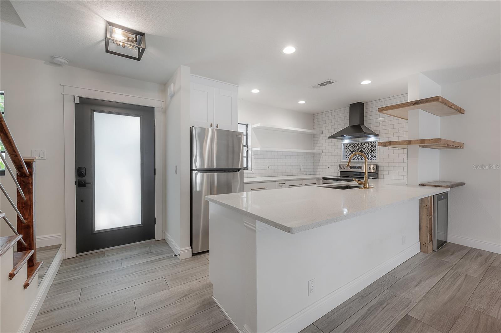 Image 20 of 41 For 4735 Vasconia Street