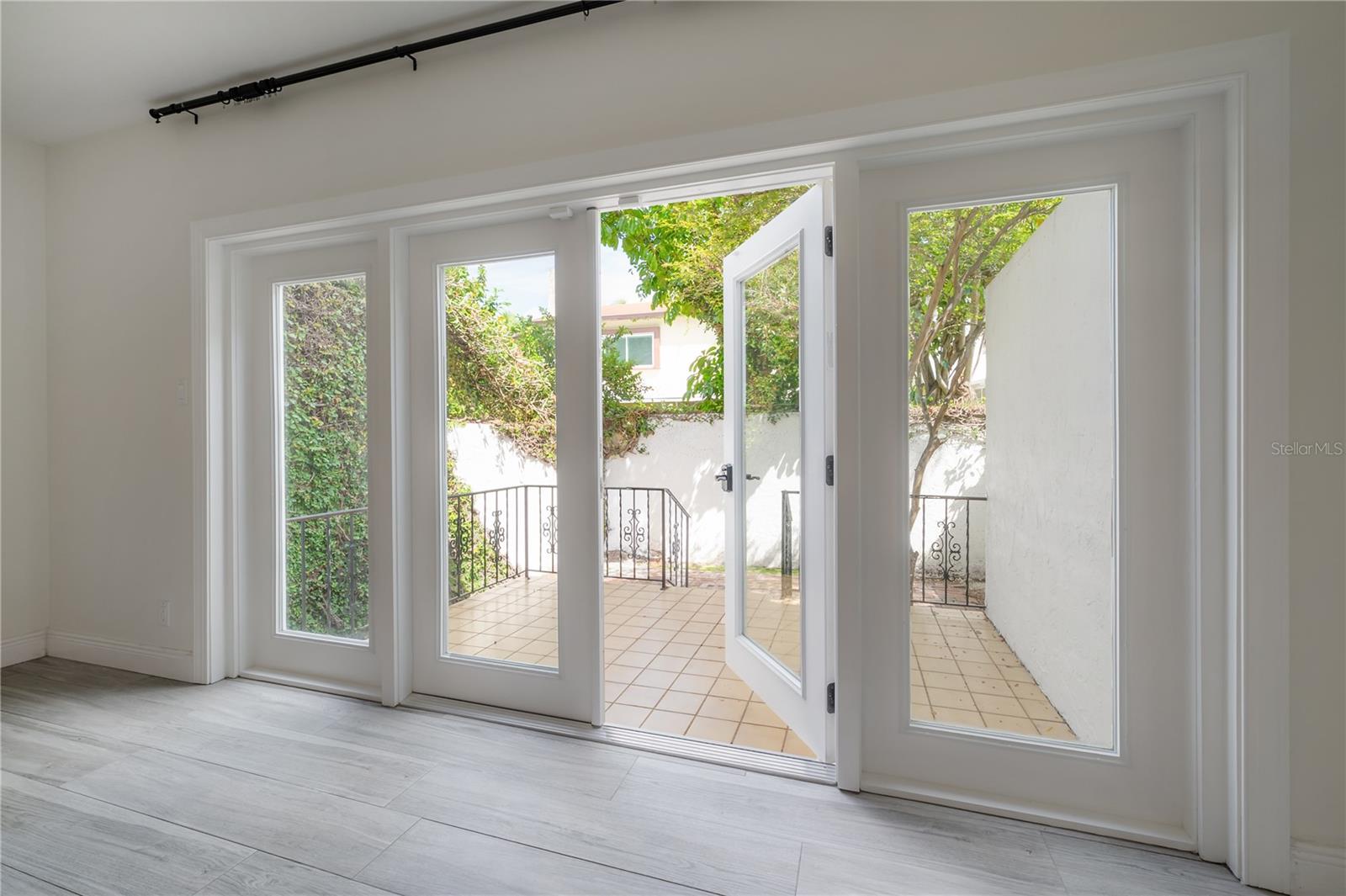 Image 32 of 41 For 4735 Vasconia Street