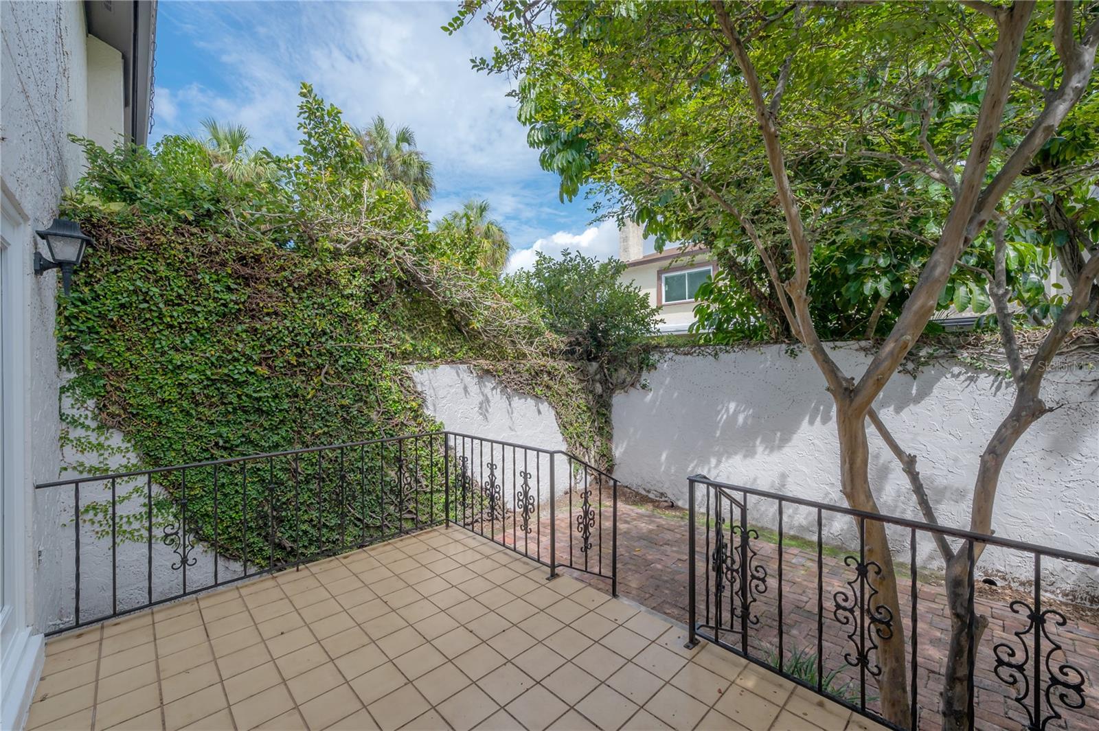 Image 33 of 41 For 4735 Vasconia Street