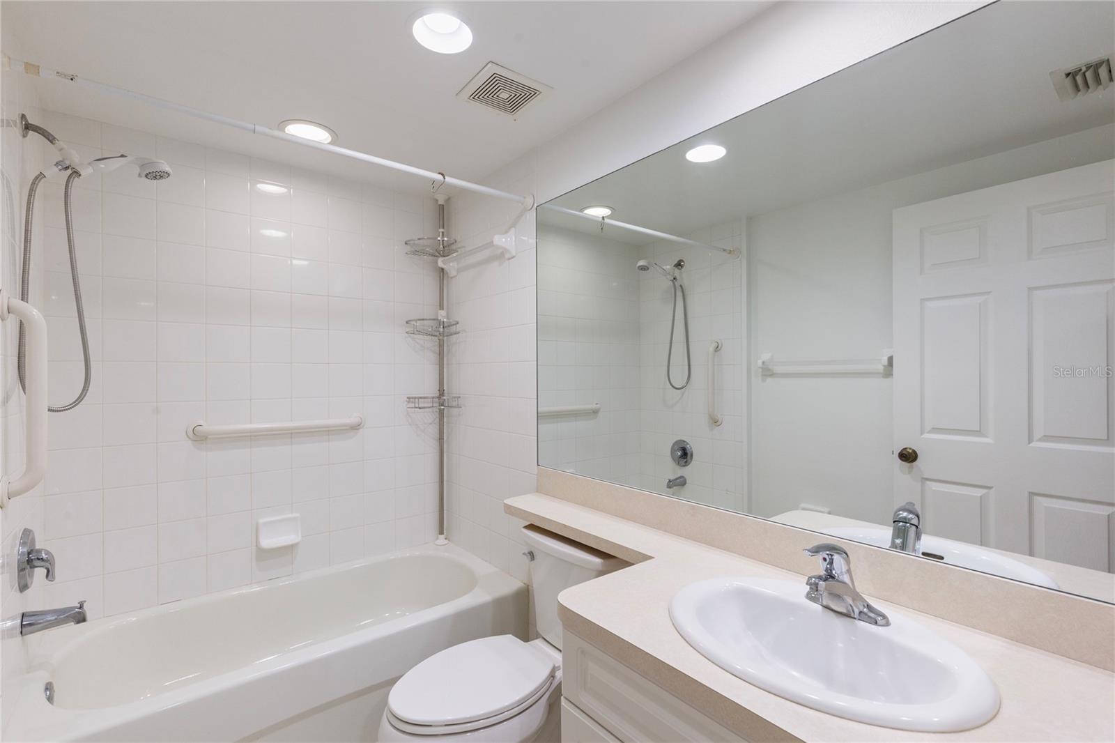 Image 33 of 53 For 960 Starkey Road 5202