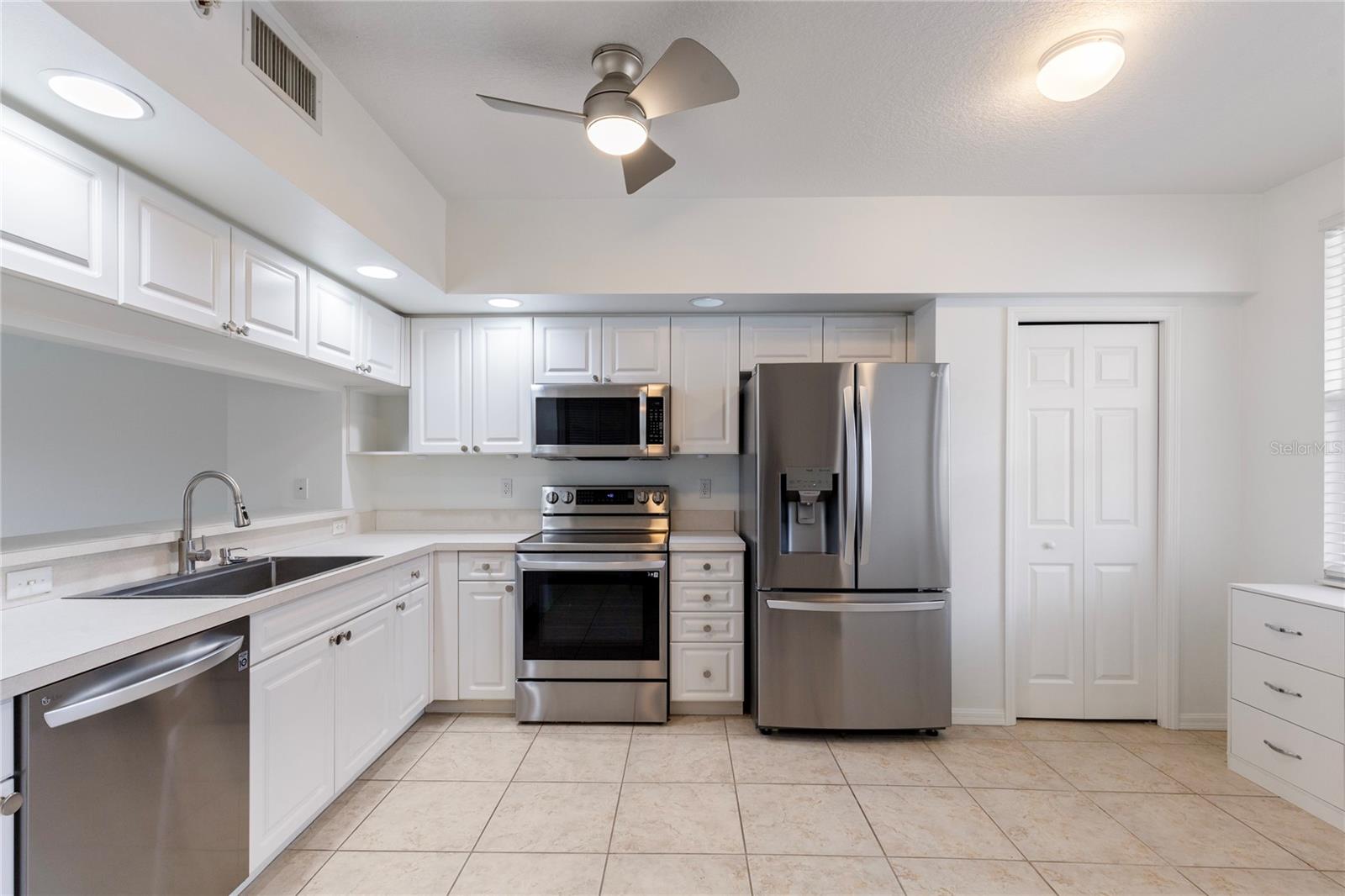 Image 8 of 53 For 960 Starkey Road 5202