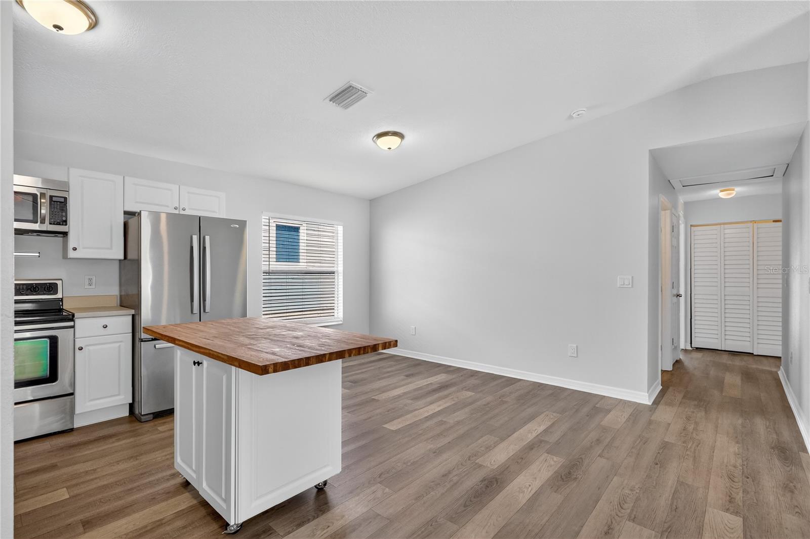 Image 6 of 17 For 3941 9th Avenue N