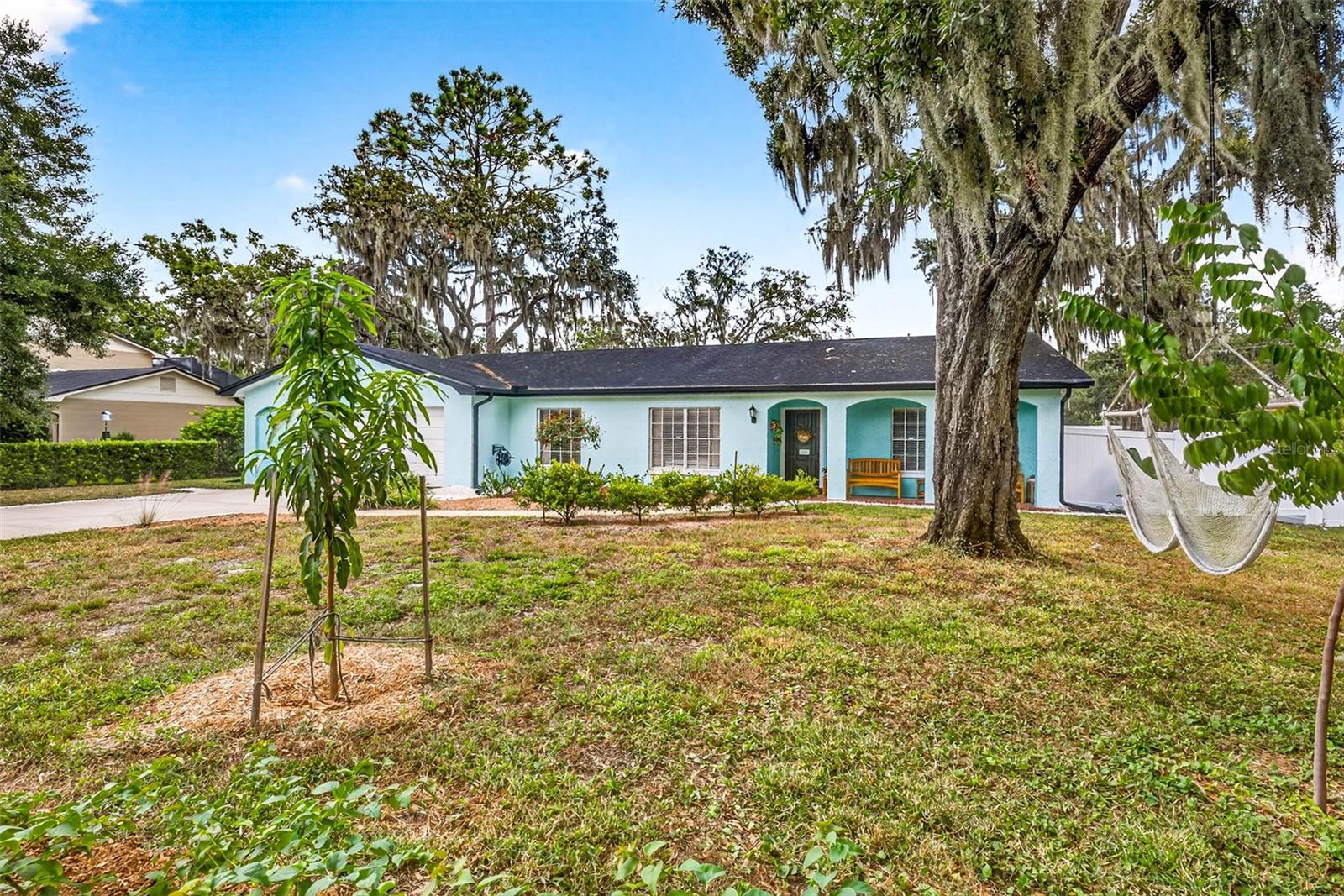 Image 2 of 45 For 723 Grand Circle