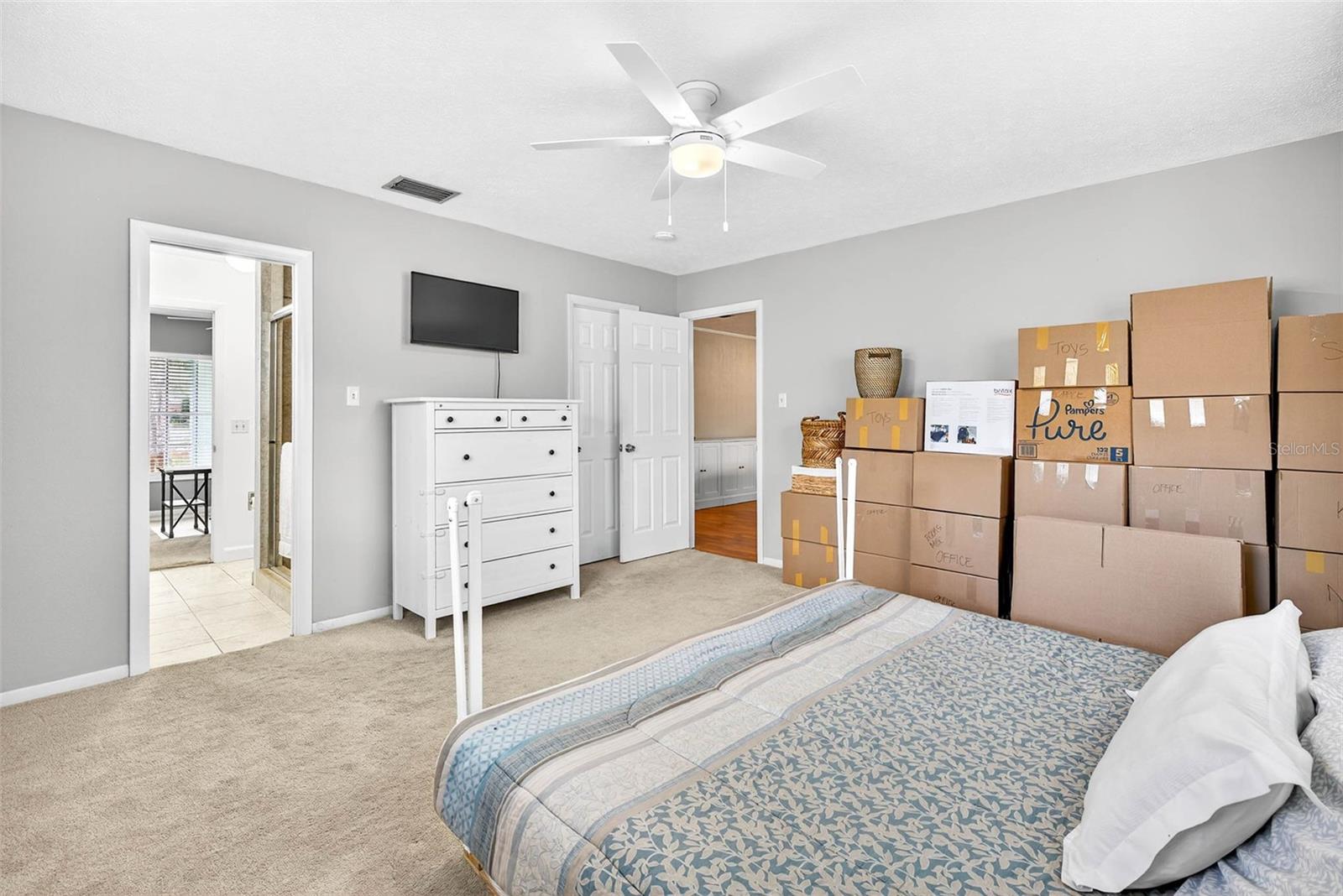 Image 29 of 45 For 723 Grand Circle