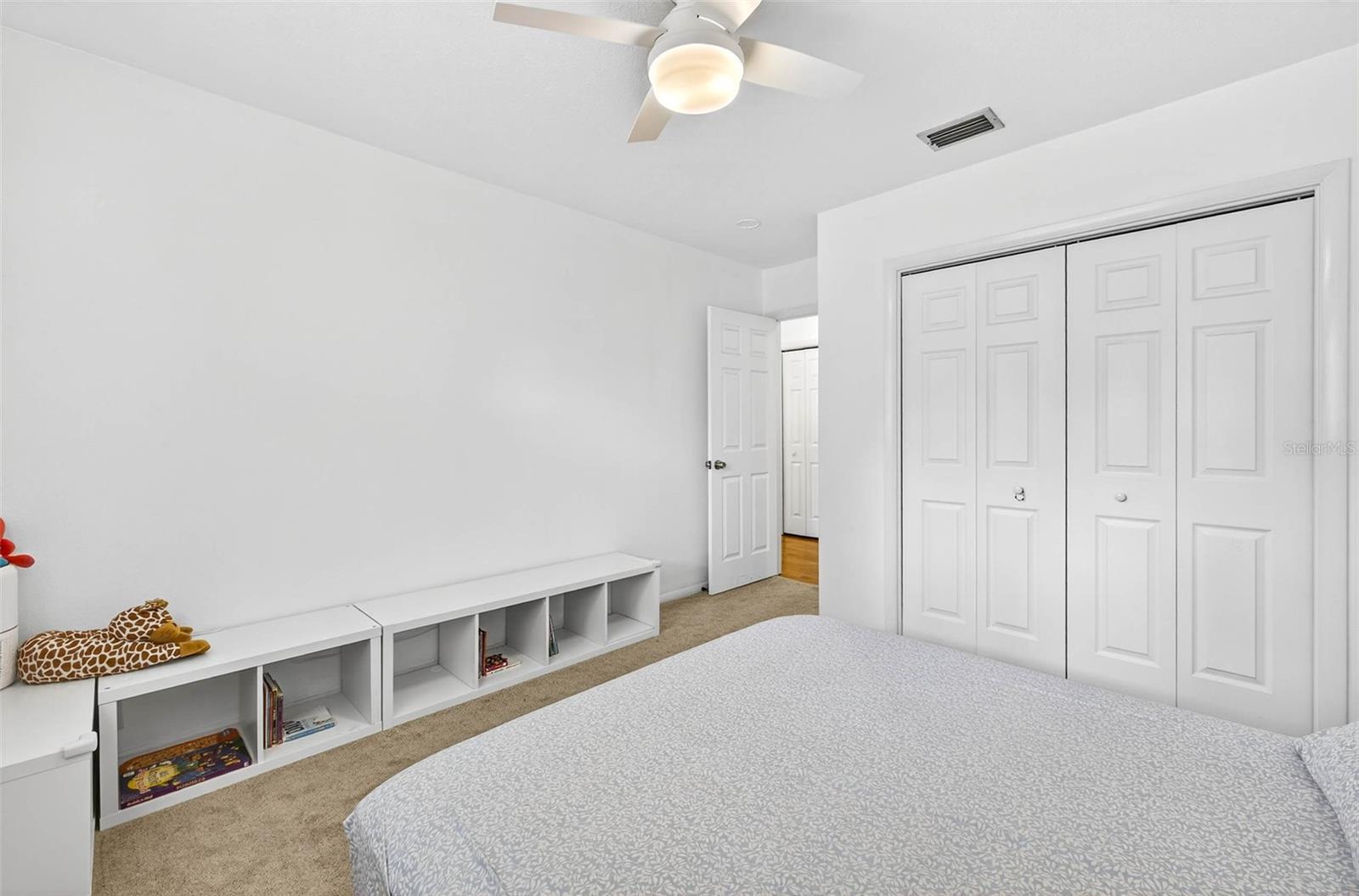 Image 31 of 45 For 723 Grand Circle