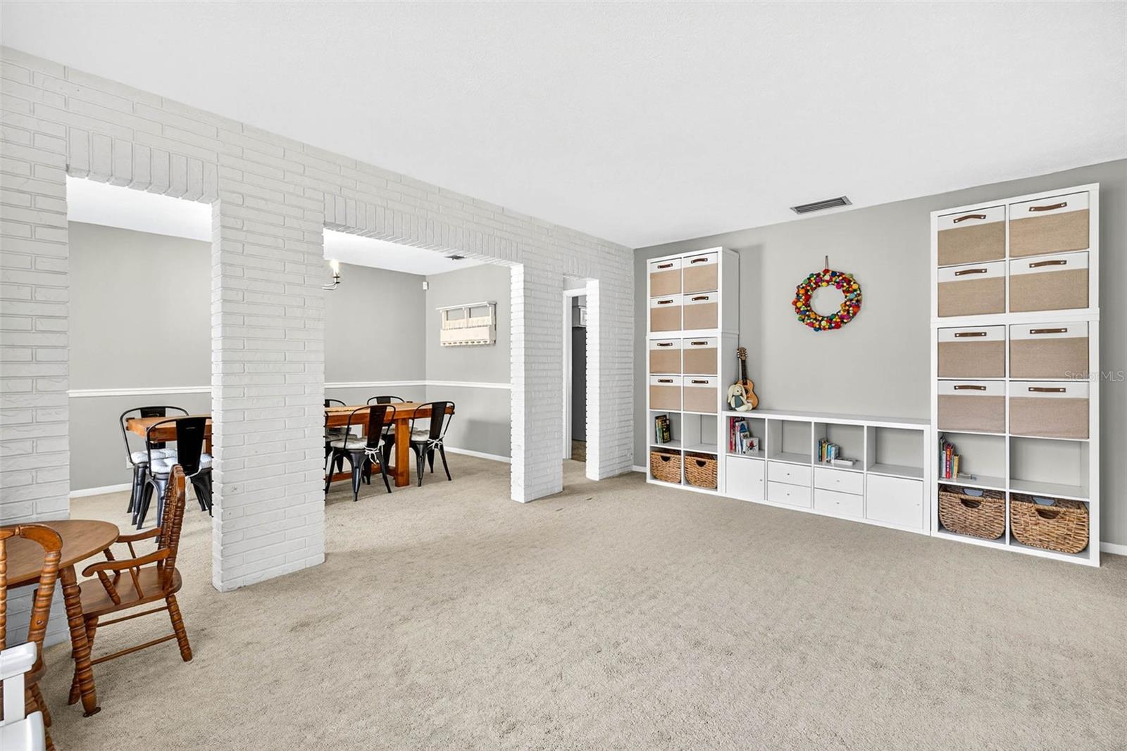 Image 7 of 45 For 723 Grand Circle