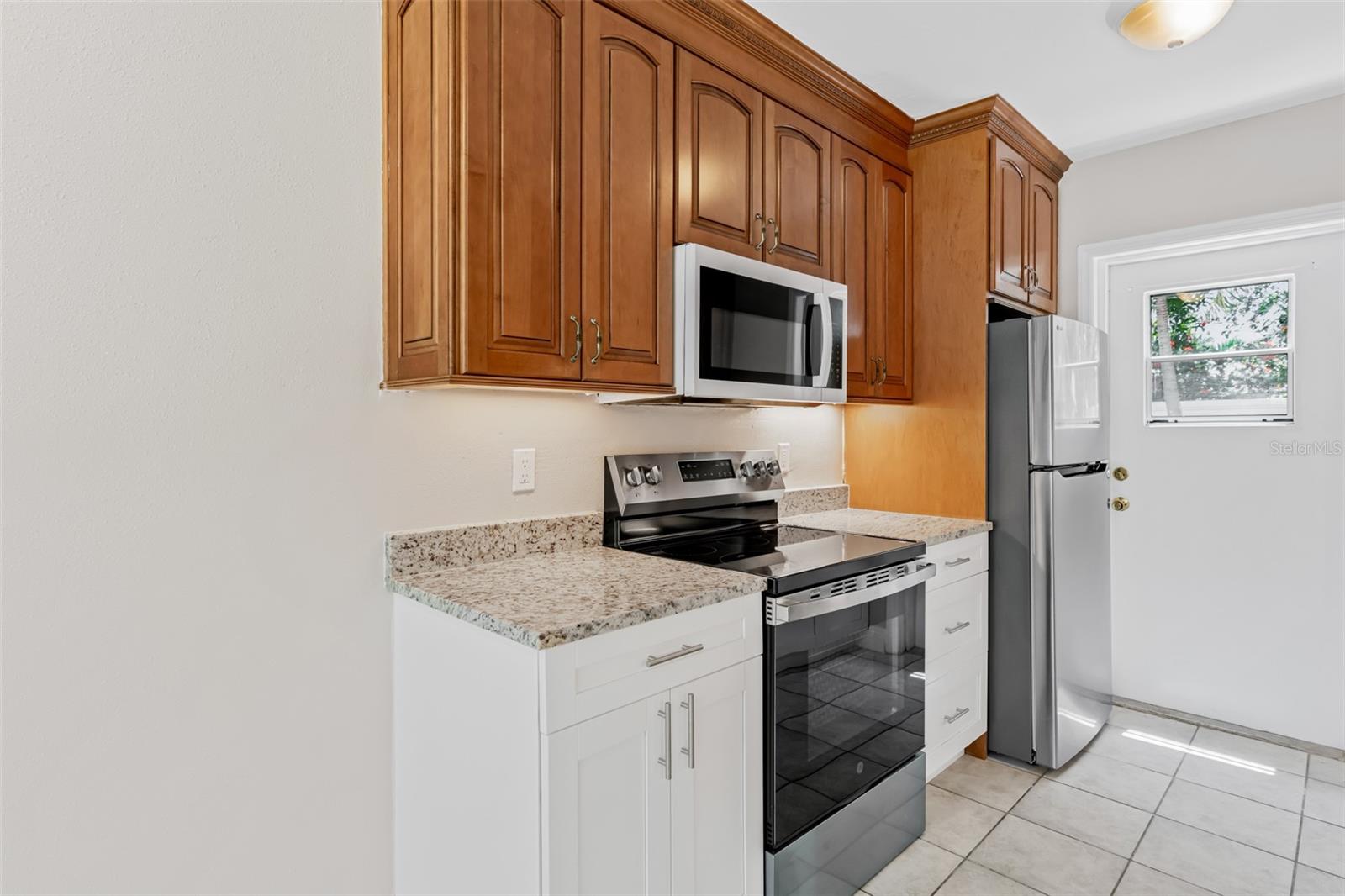 Image 7 of 27 For 211 20th Avenue B
