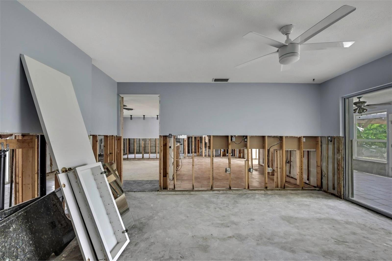 Image 19 of 64 For 11290 Coral Court