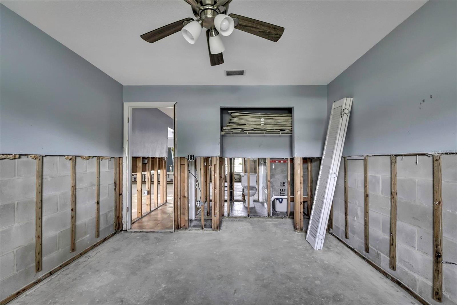 Image 29 of 64 For 11290 Coral Court