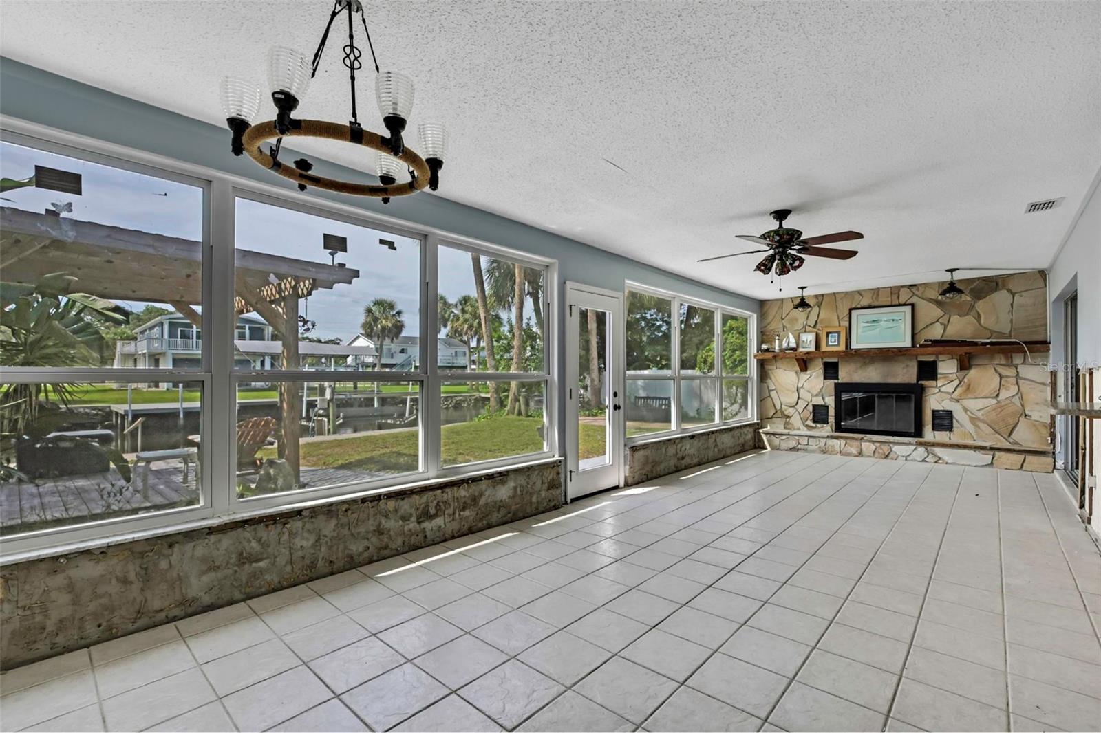 Image 30 of 64 For 11290 Coral Court