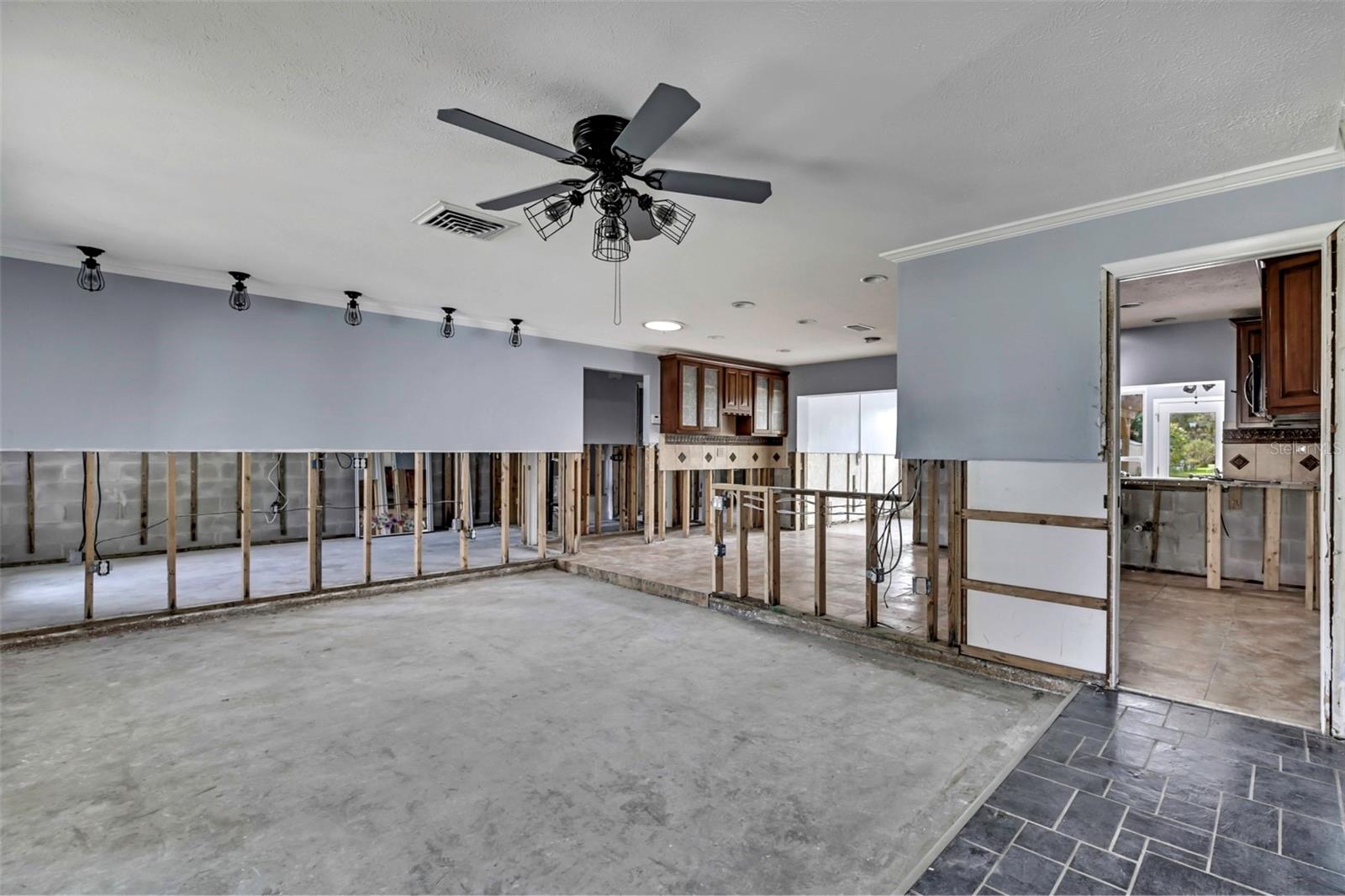 Image 9 of 64 For 11290 Coral Court