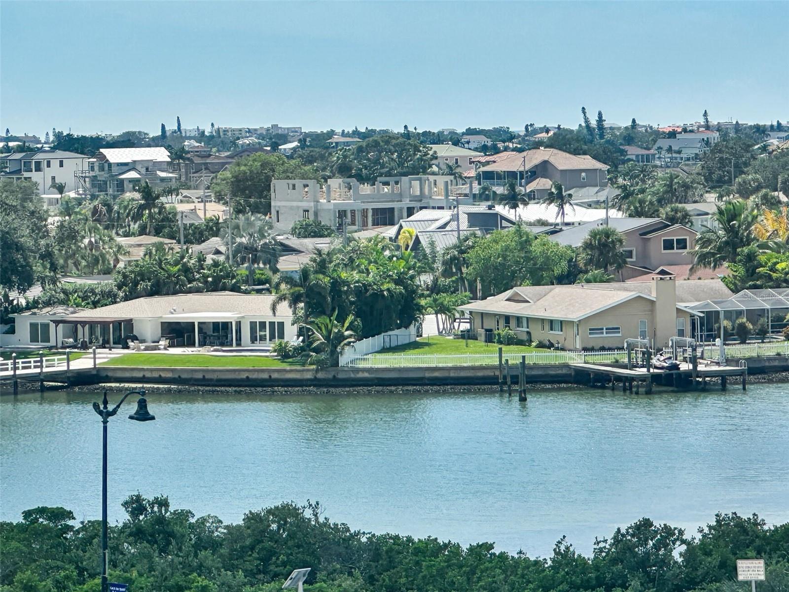 Image 34 of 84 For 100 Bluff View Drive 505c