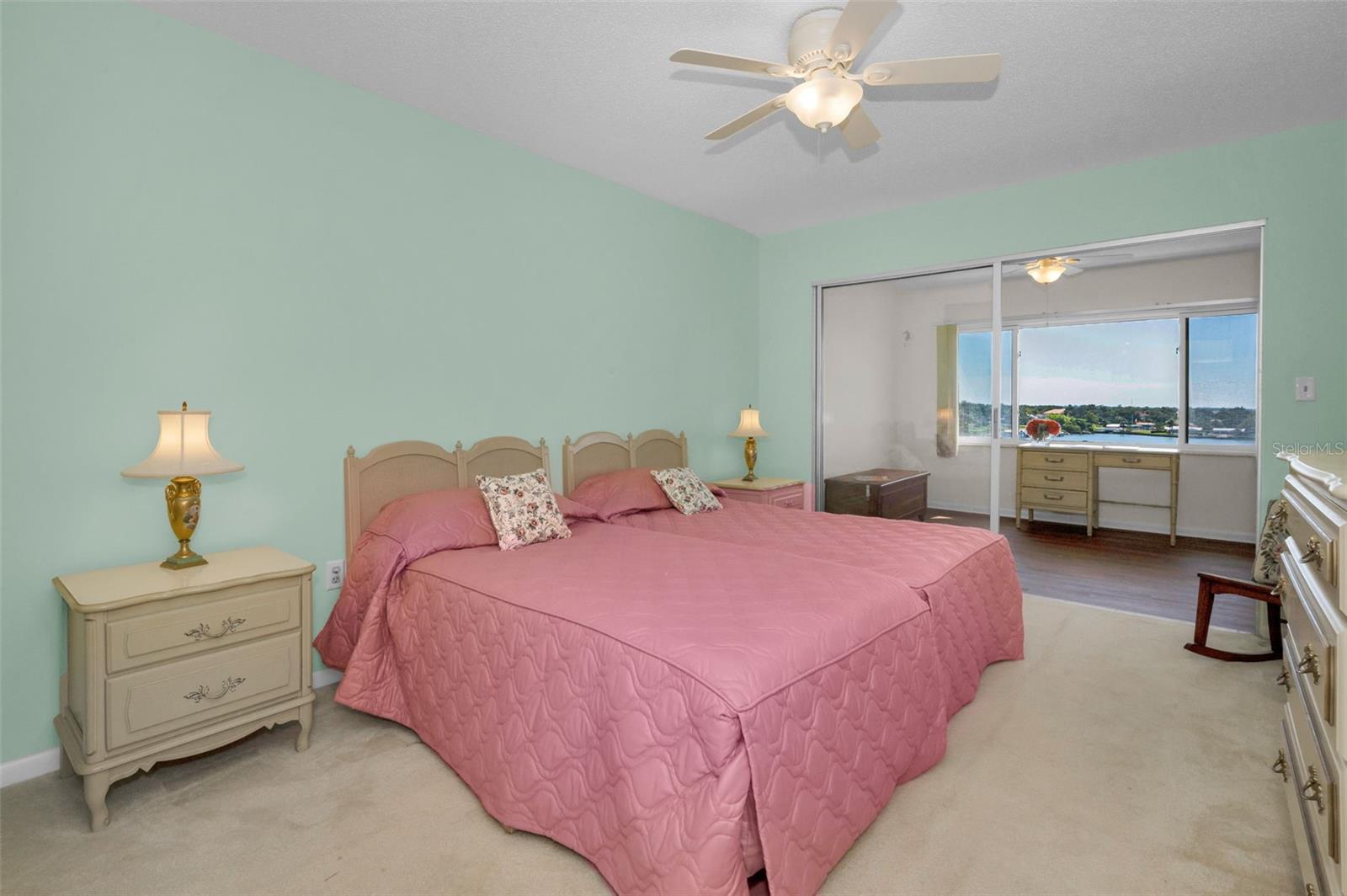 Image 35 of 84 For 100 Bluff View Drive 505c
