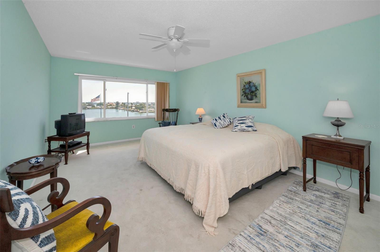 Image 43 of 84 For 100 Bluff View Drive 505c