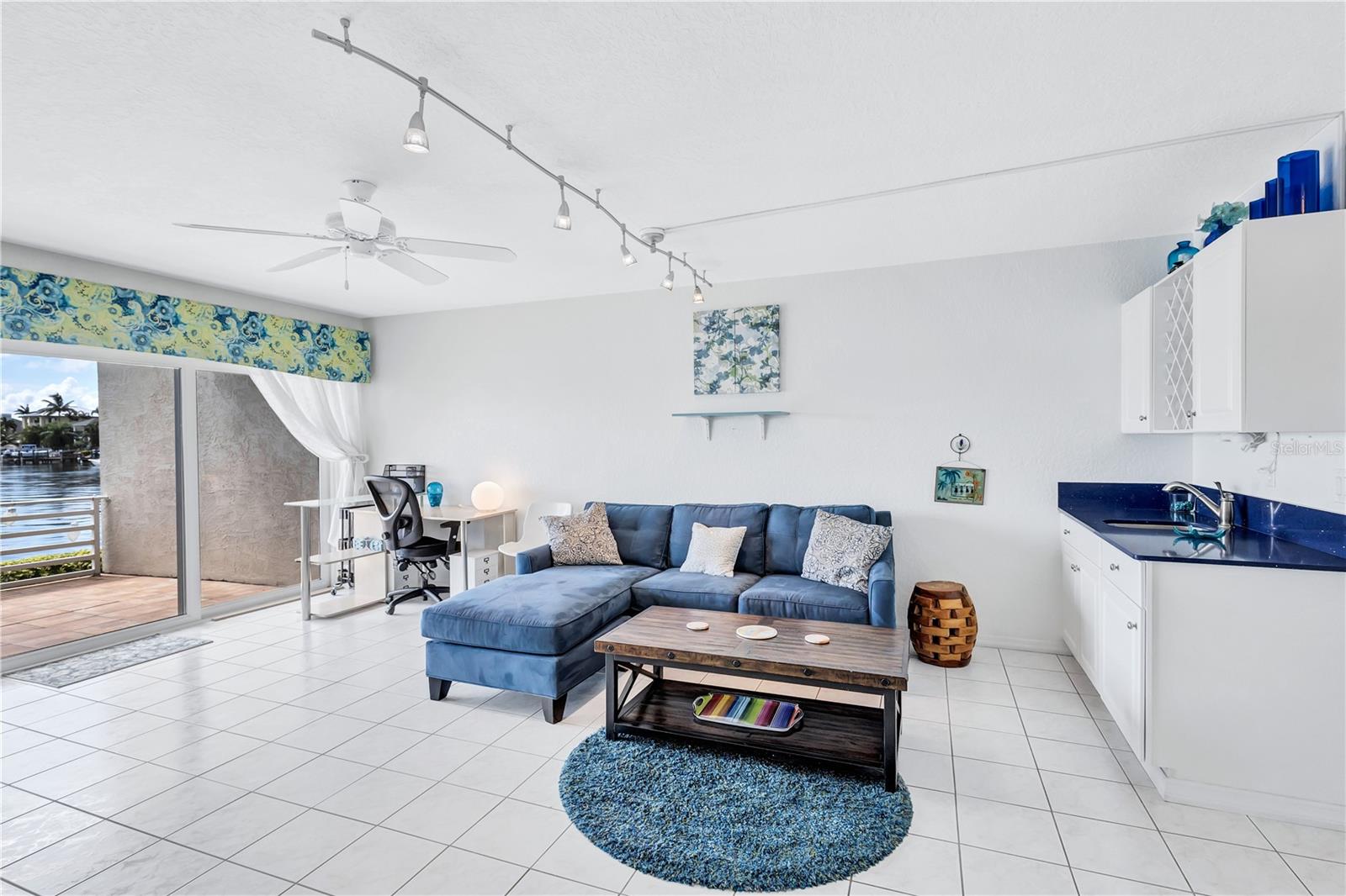 Image 17 of 62 For 4629 Mirabella Court A