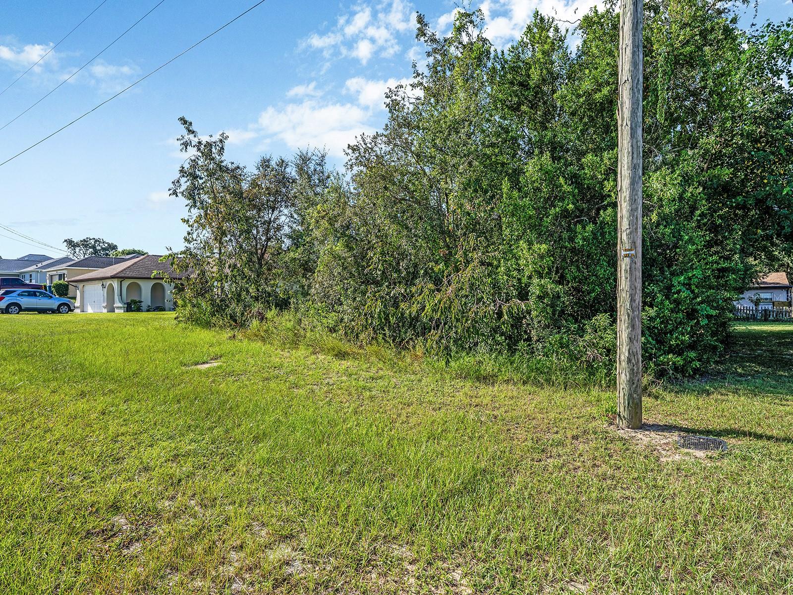 Image 3 of 9 For 11366 Redgate Street