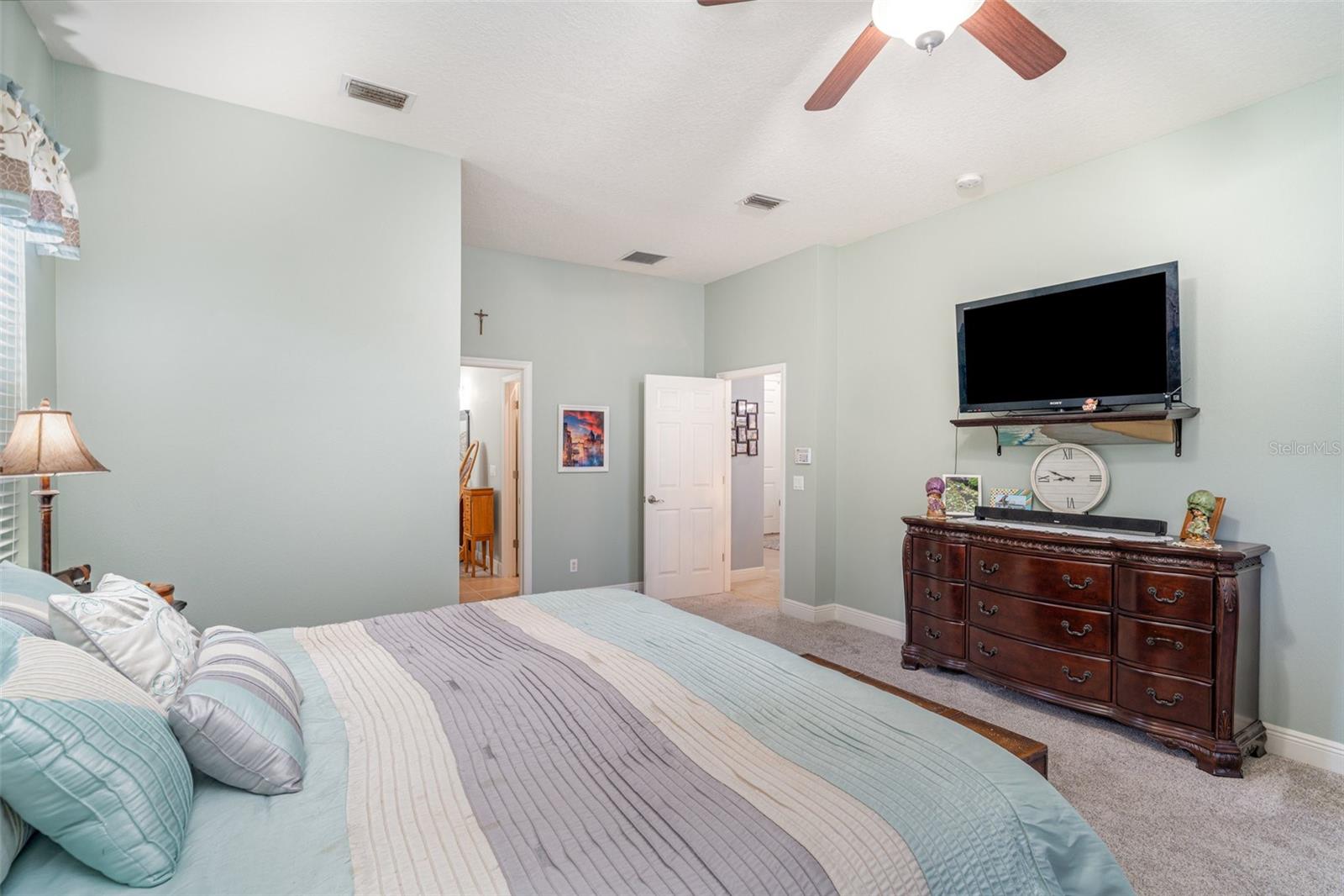 Image 16 of 34 For 8920 Aberdeen Creek Circle
