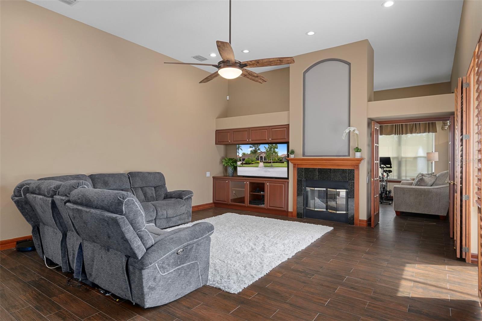 Image 26 of 97 For 963 Cypress Cove Way