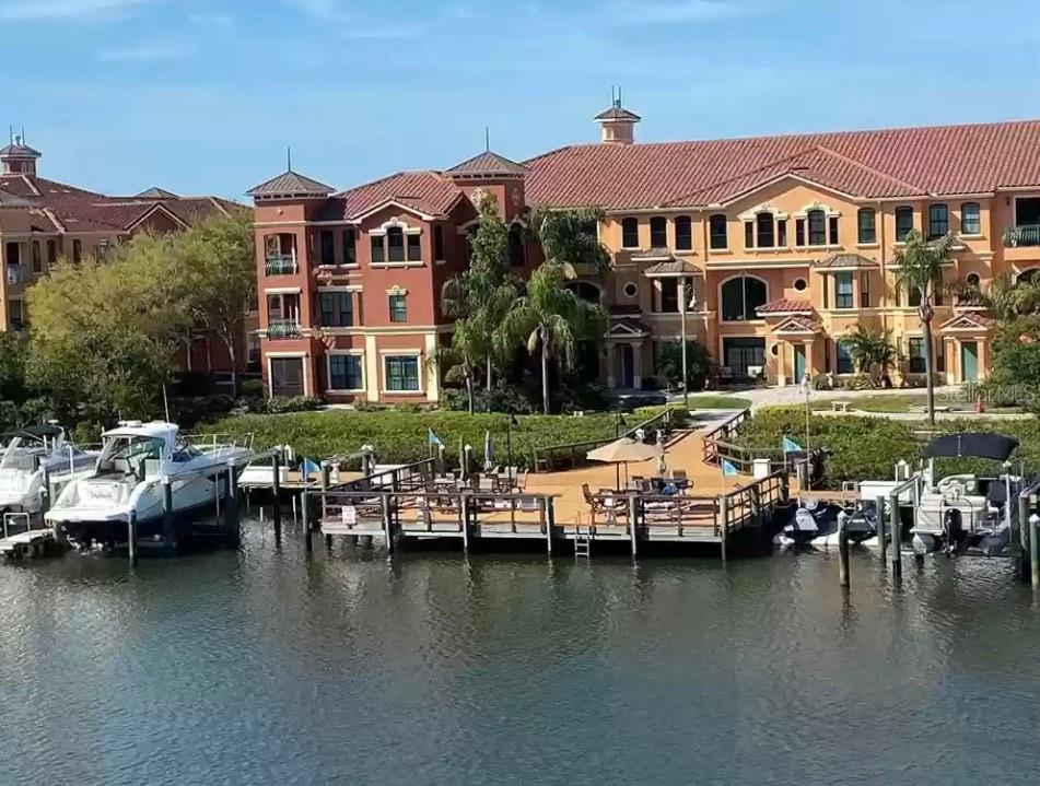 Listing photo id 2 for 2741 Via Cipriani  29