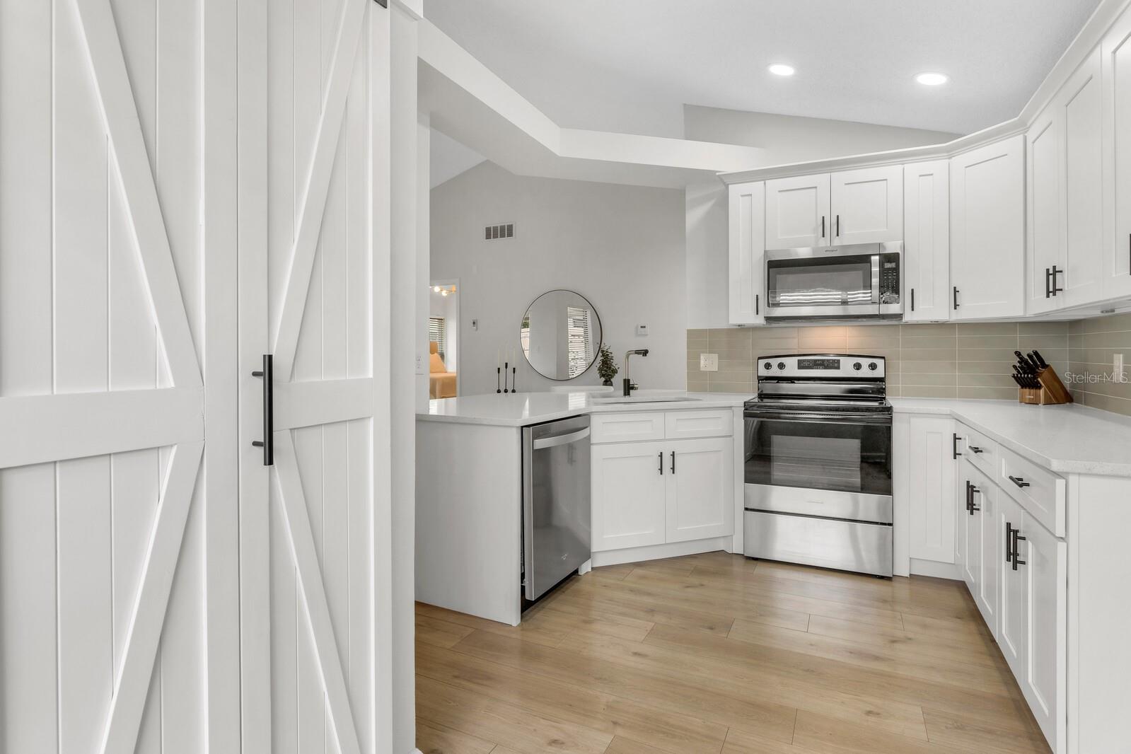 Image 13 of 39 For 12809 Millridge Forest Street