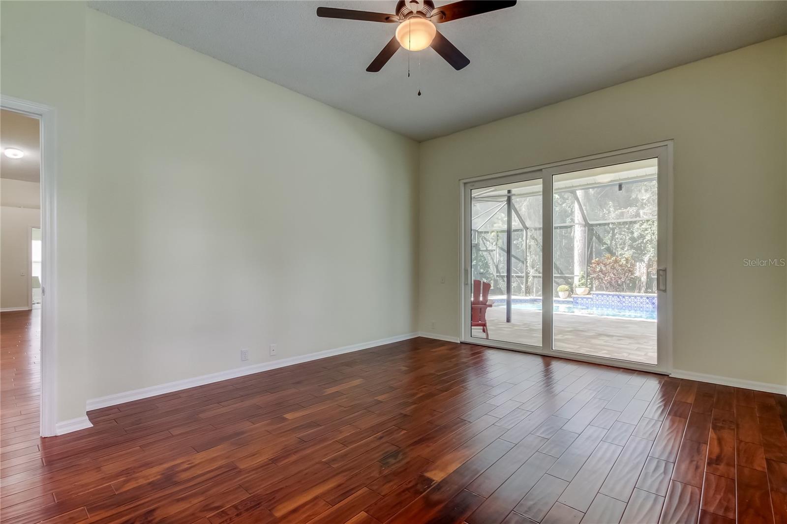 Image 17 of 76 For 965 Cobblestone Lane