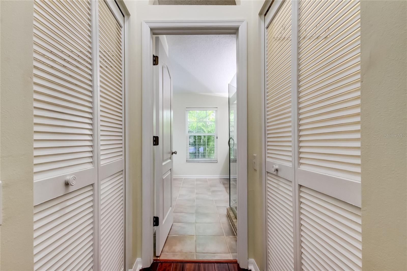 Image 20 of 76 For 965 Cobblestone Lane