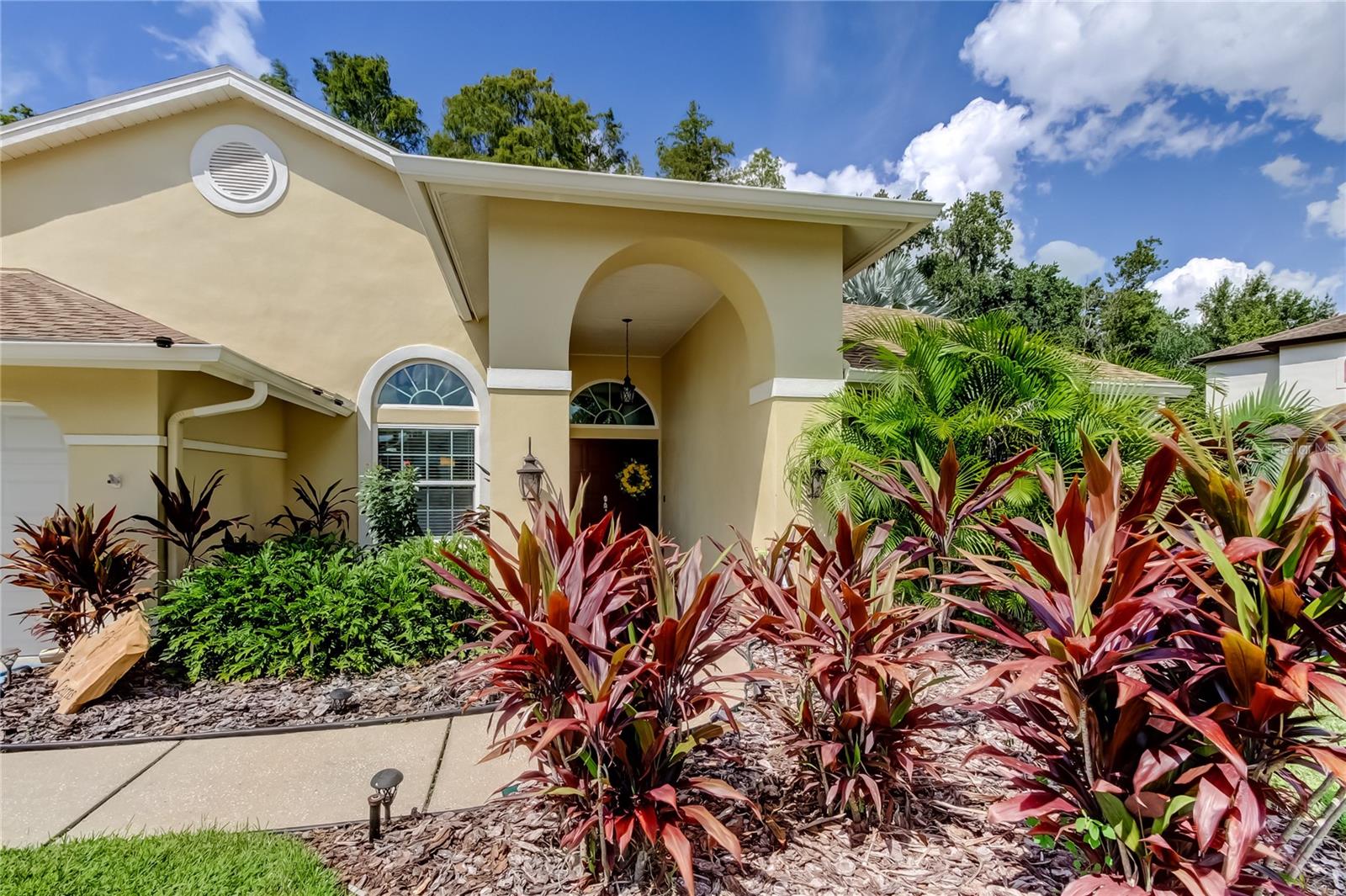 Image 4 of 76 For 965 Cobblestone Lane