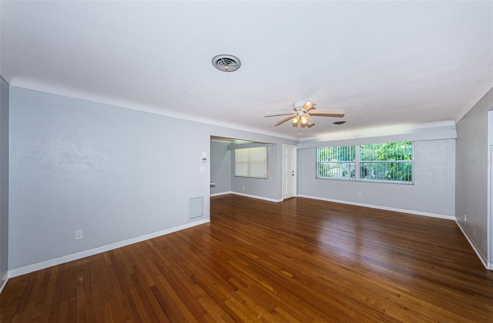 Image 12 of 42 For 2110 57th Avenue N