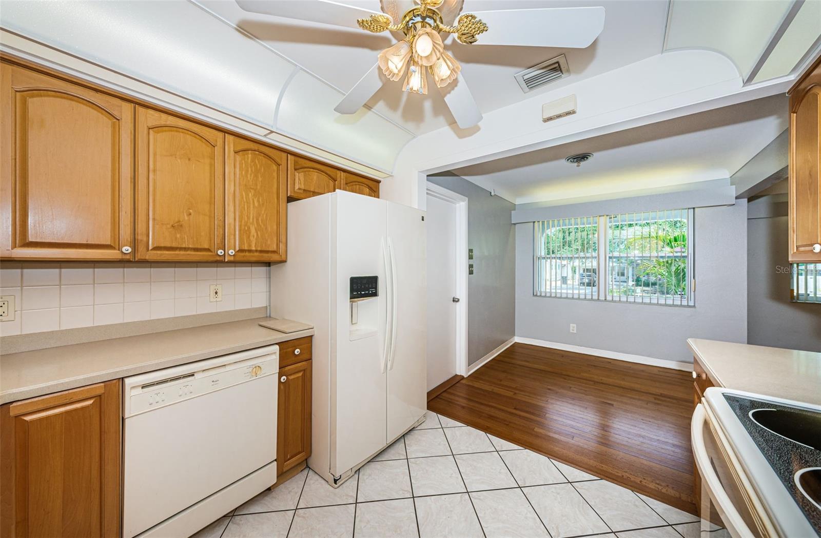 Image 16 of 42 For 2110 57th Avenue N