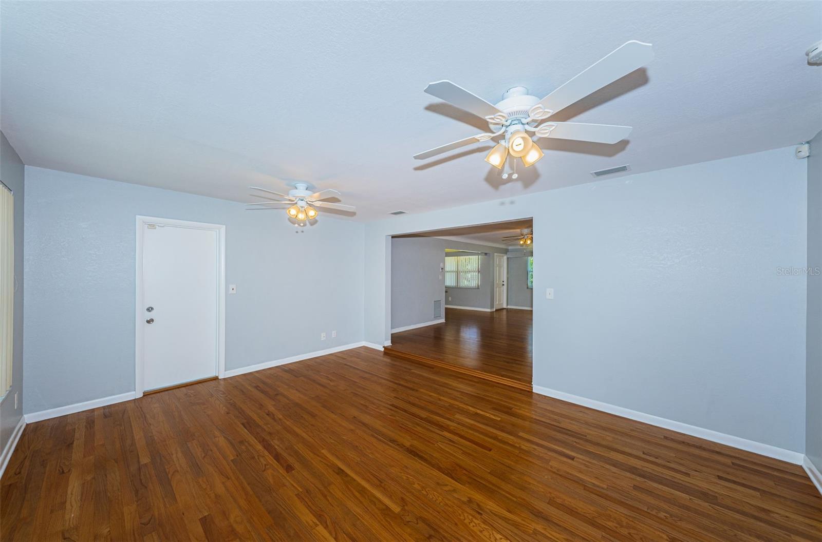 Image 23 of 42 For 2110 57th Avenue N