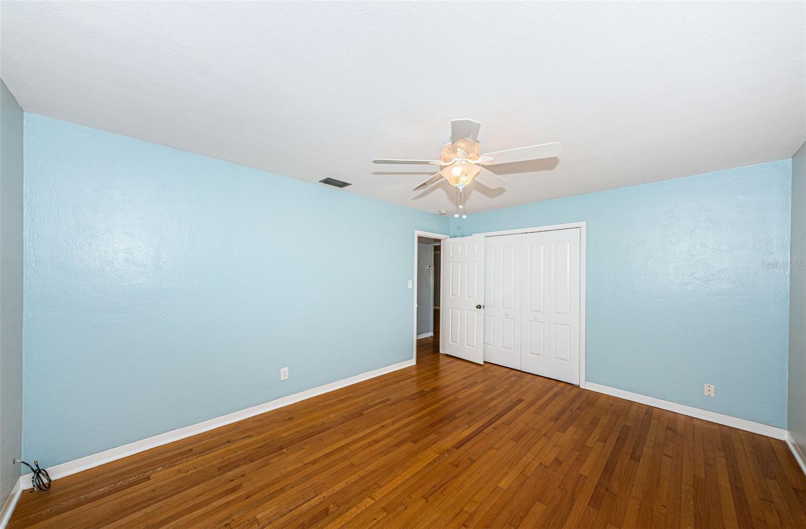 Image 32 of 42 For 2110 57th Avenue N