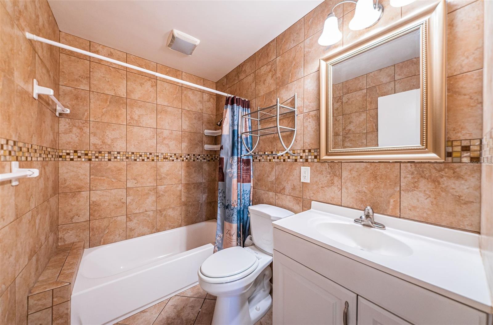 Image 33 of 42 For 2110 57th Avenue N