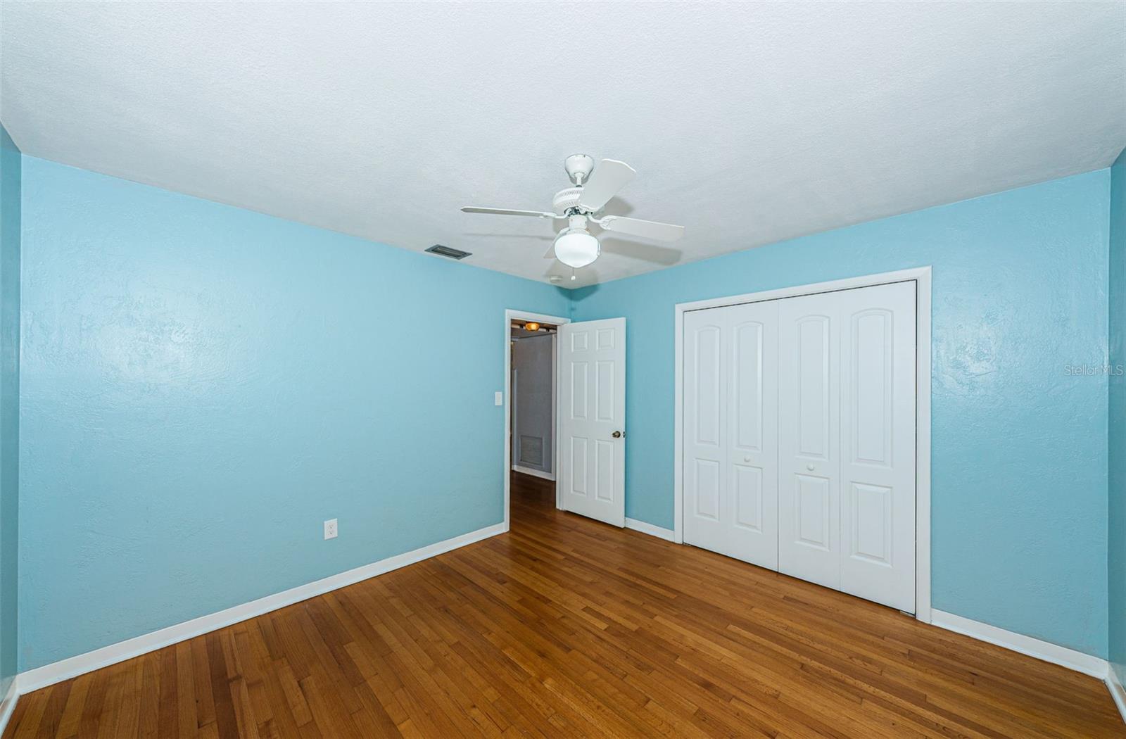 Image 35 of 42 For 2110 57th Avenue N